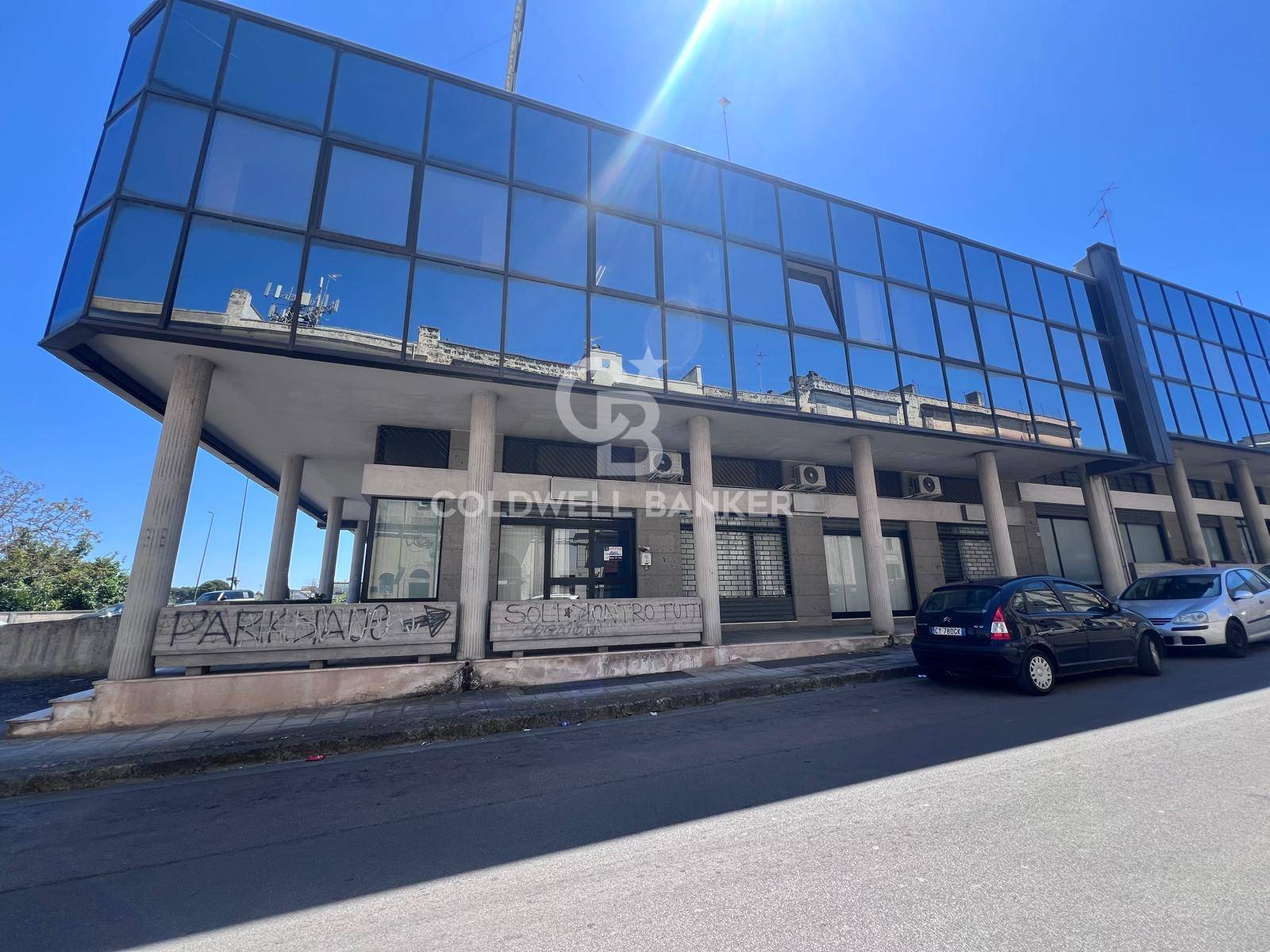 Locale commerciale in affitto a Galatina