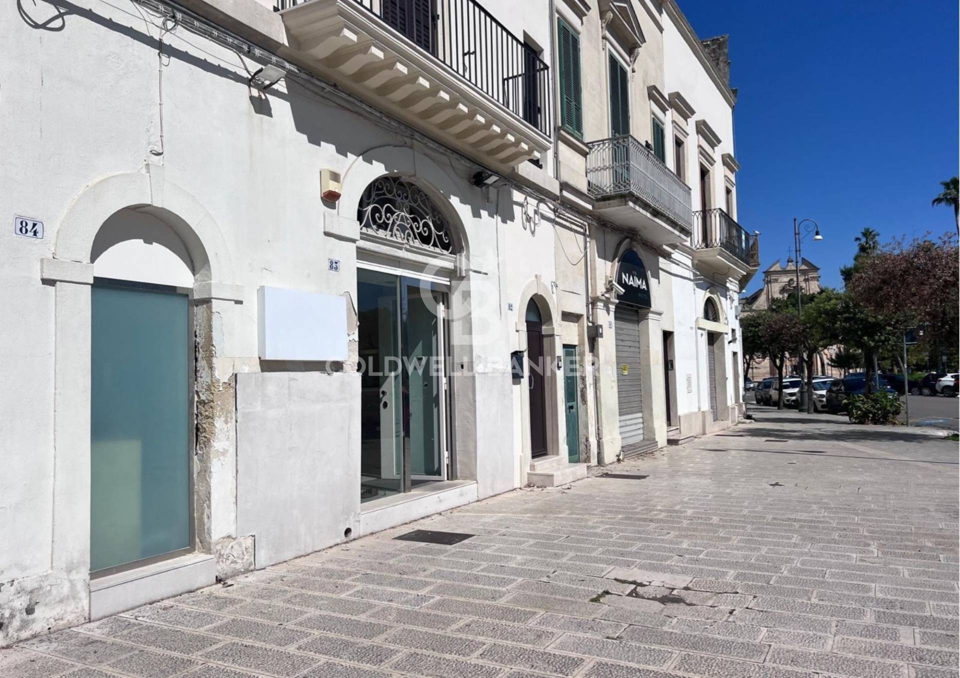 Locale commerciale in affitto a Galatina