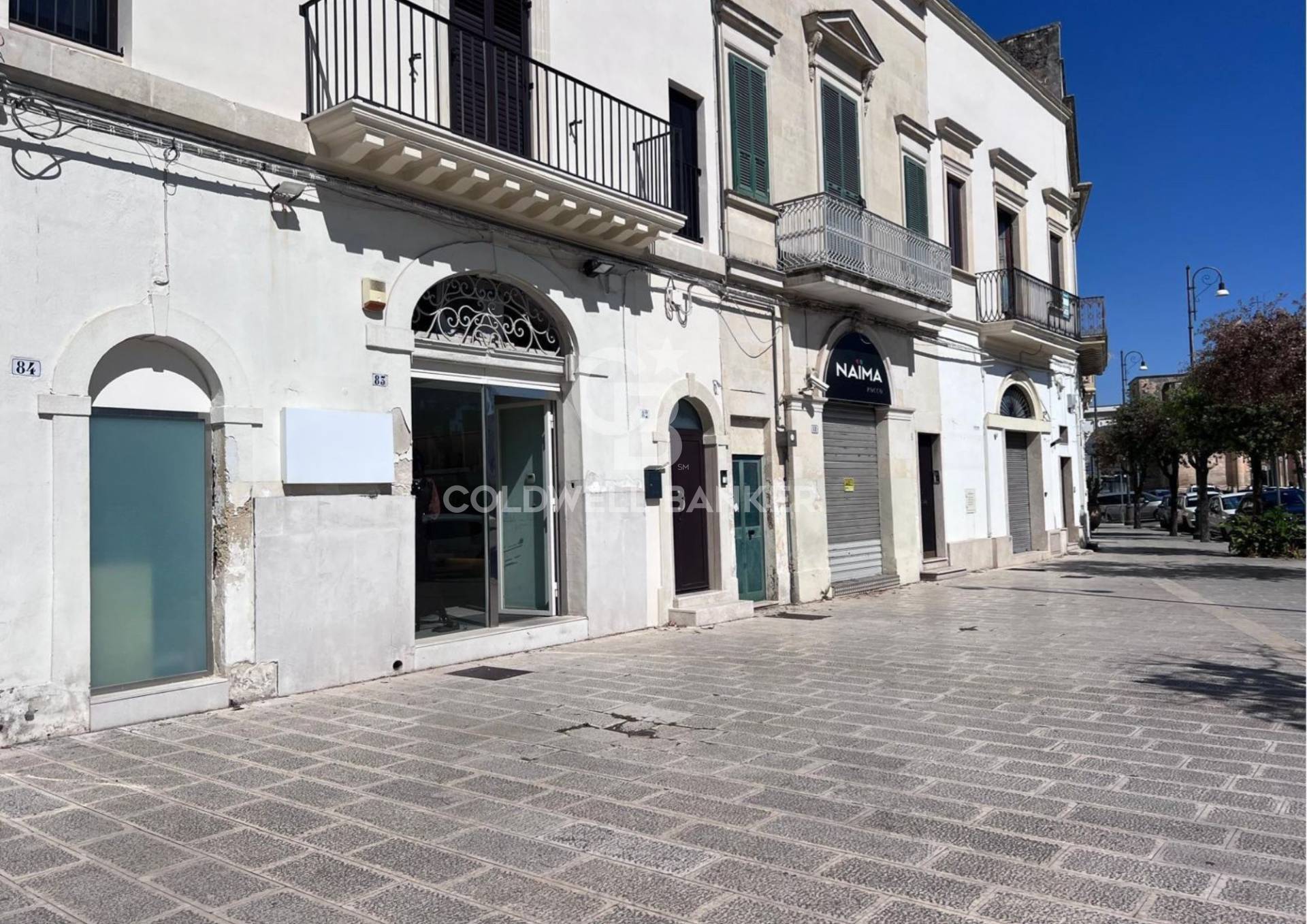 Locale commerciale in affitto a Galatina