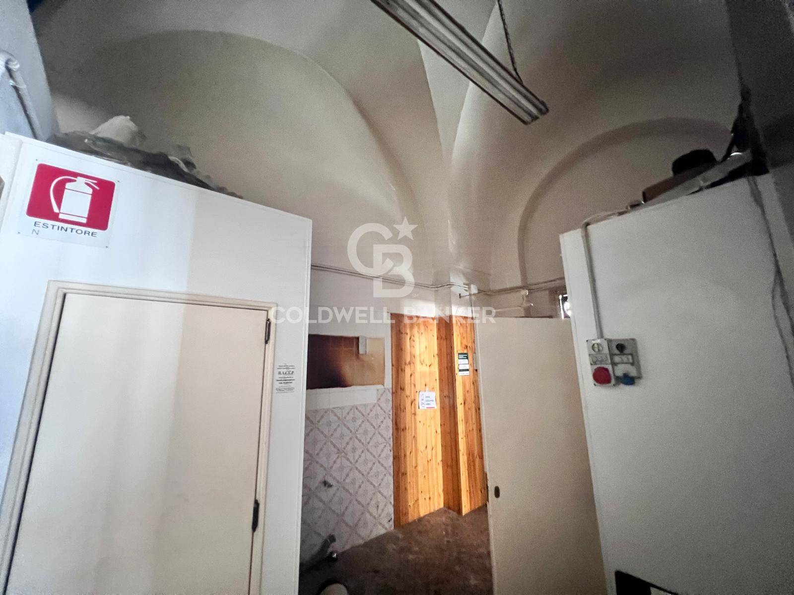 Locale commerciale in affitto a Galatina
