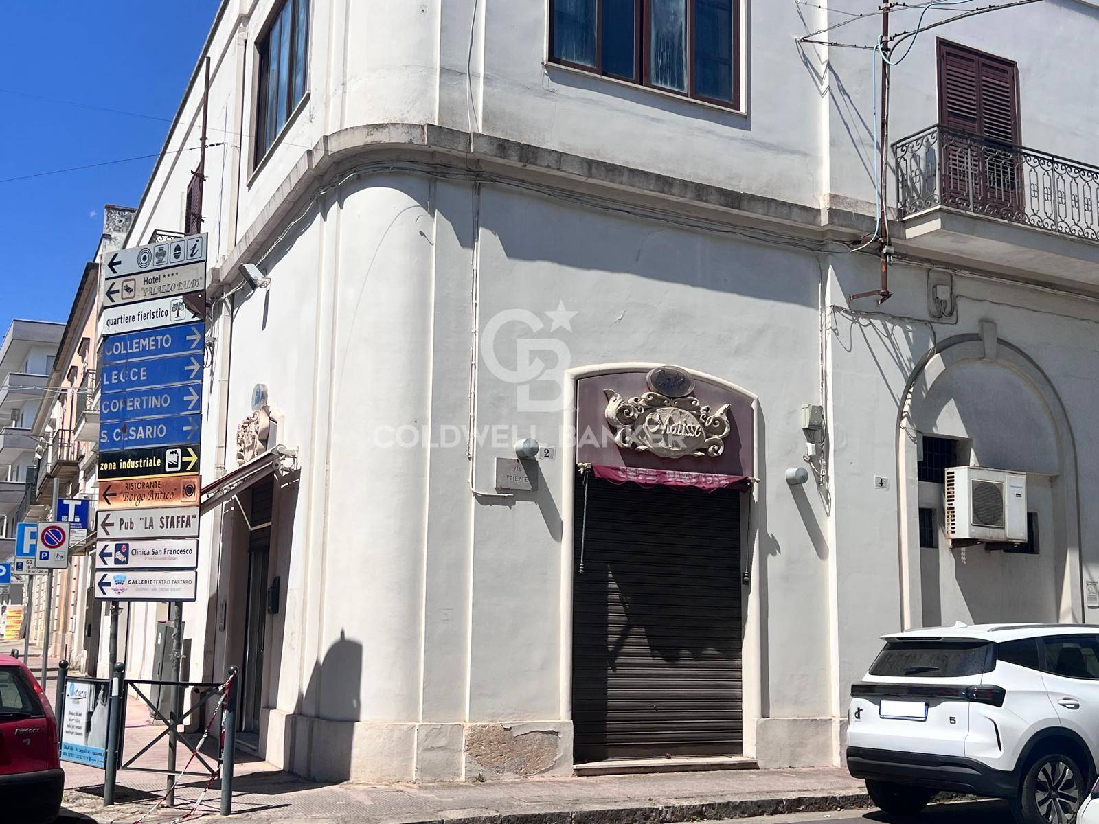 Locale commerciale in affitto a Galatina