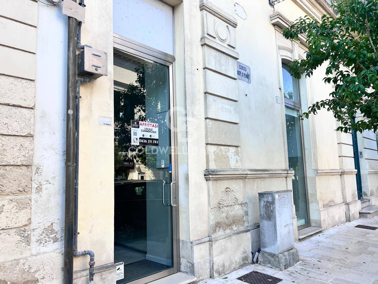 Locale commerciale in affitto a Galatina