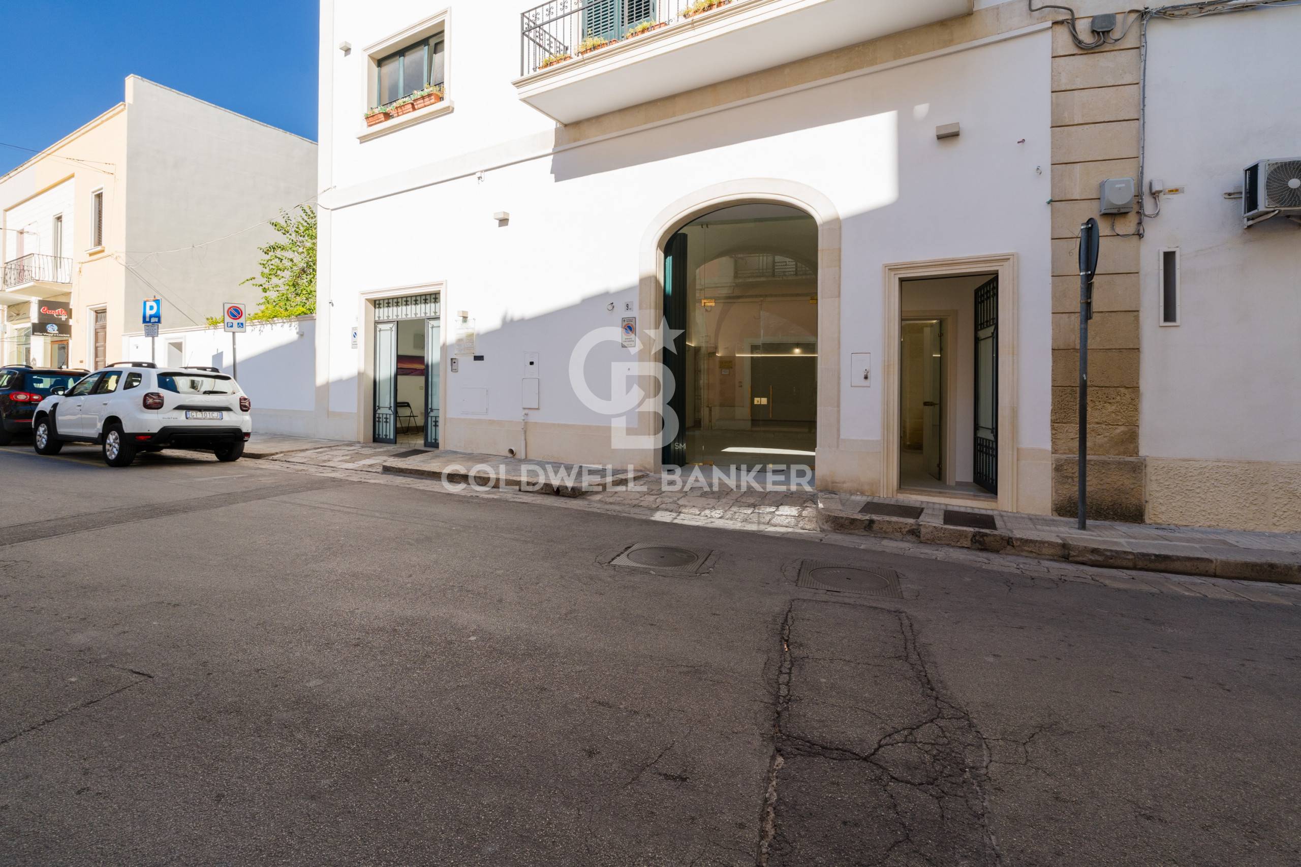 Locale commerciale in affitto a Galatina