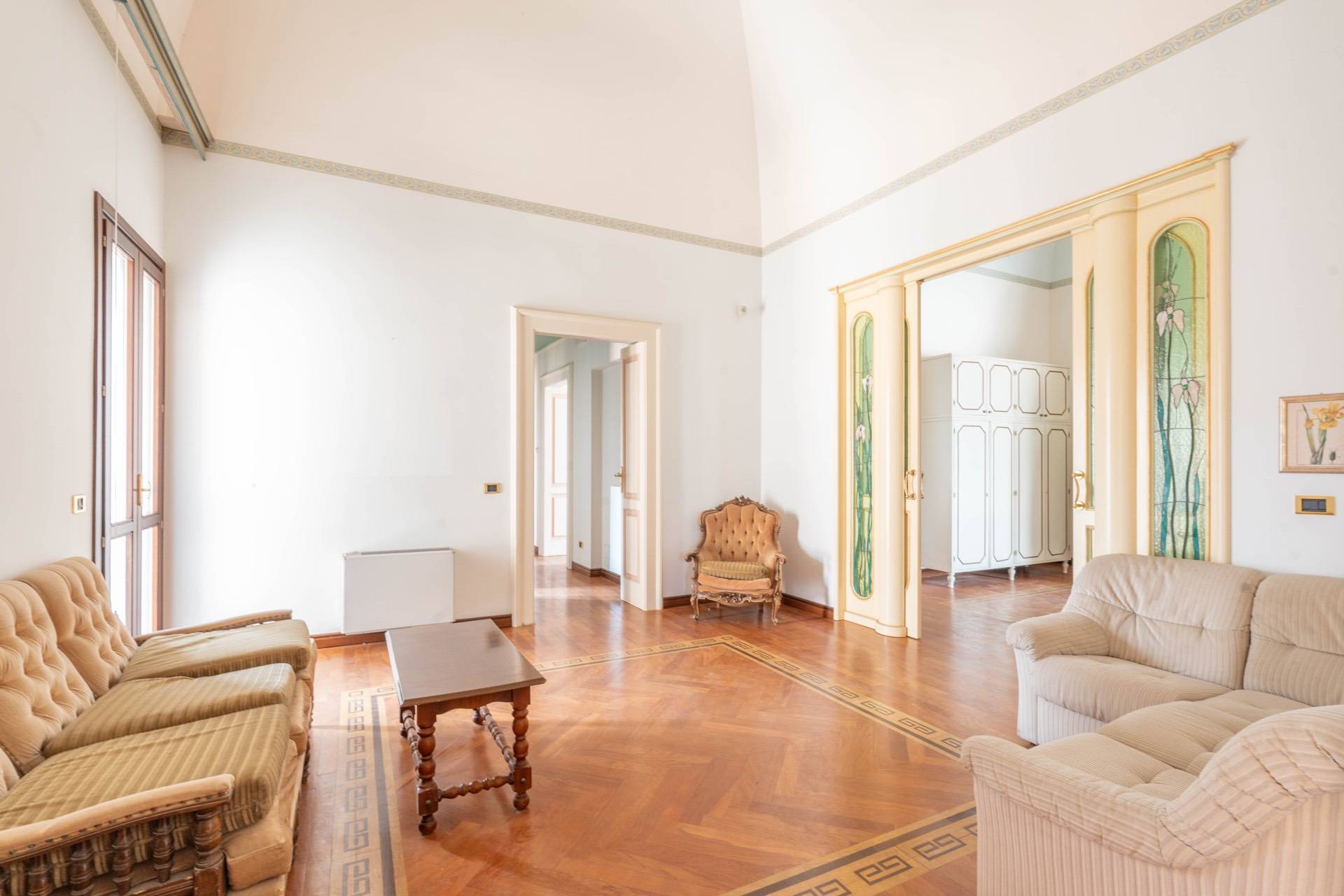 Stabile / Palazzo in vendita a Martano