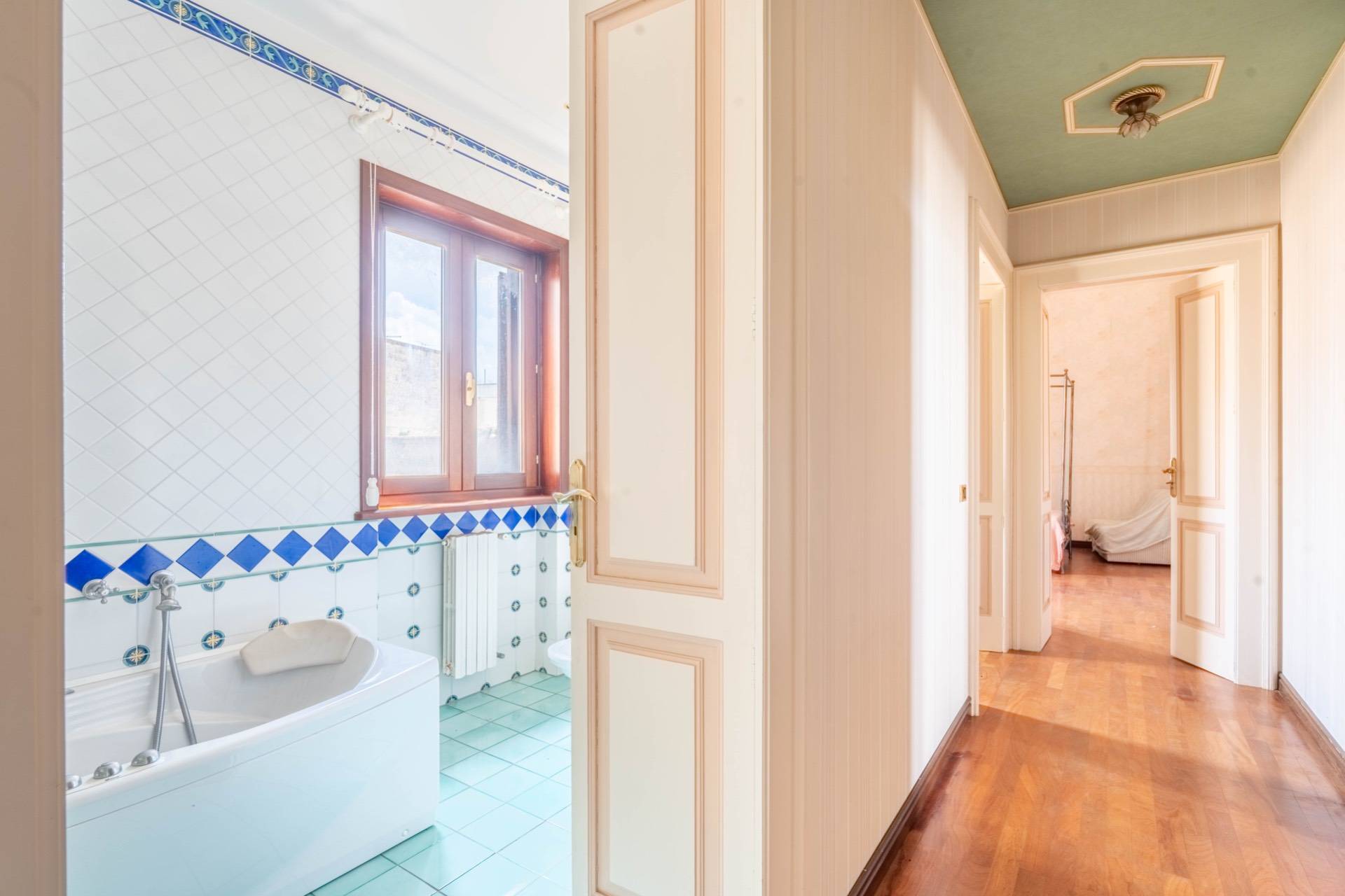 Stabile / Palazzo in vendita a Martano