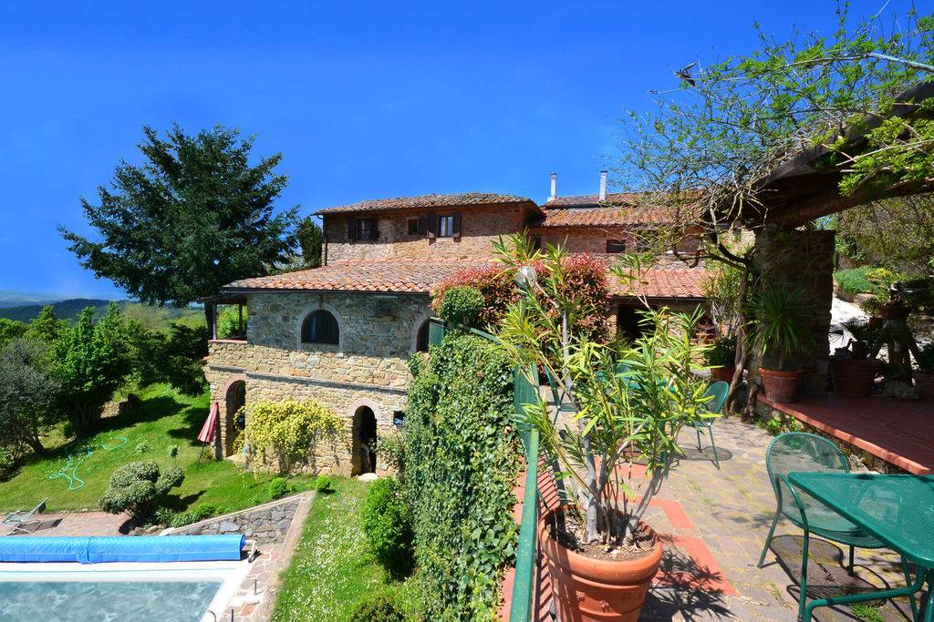 Borgo in vendita a Gaiole in Chianti