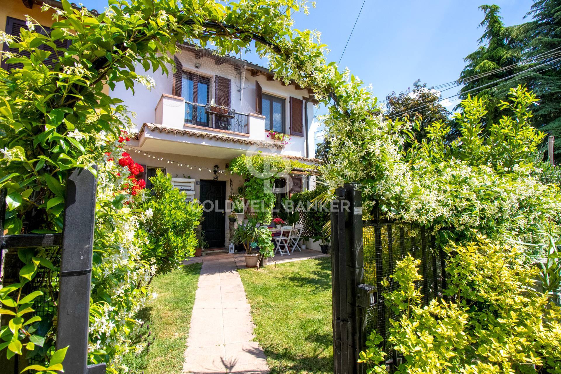 Casa a schiera in vendita a Mezzanino