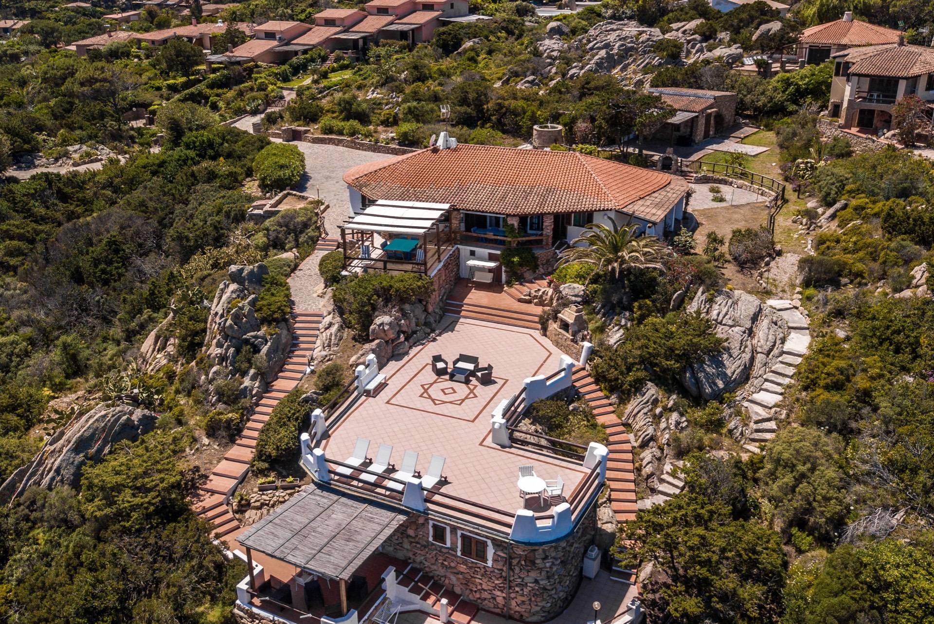 Villa in vendita a La Maddalena, RESIDENZIALE