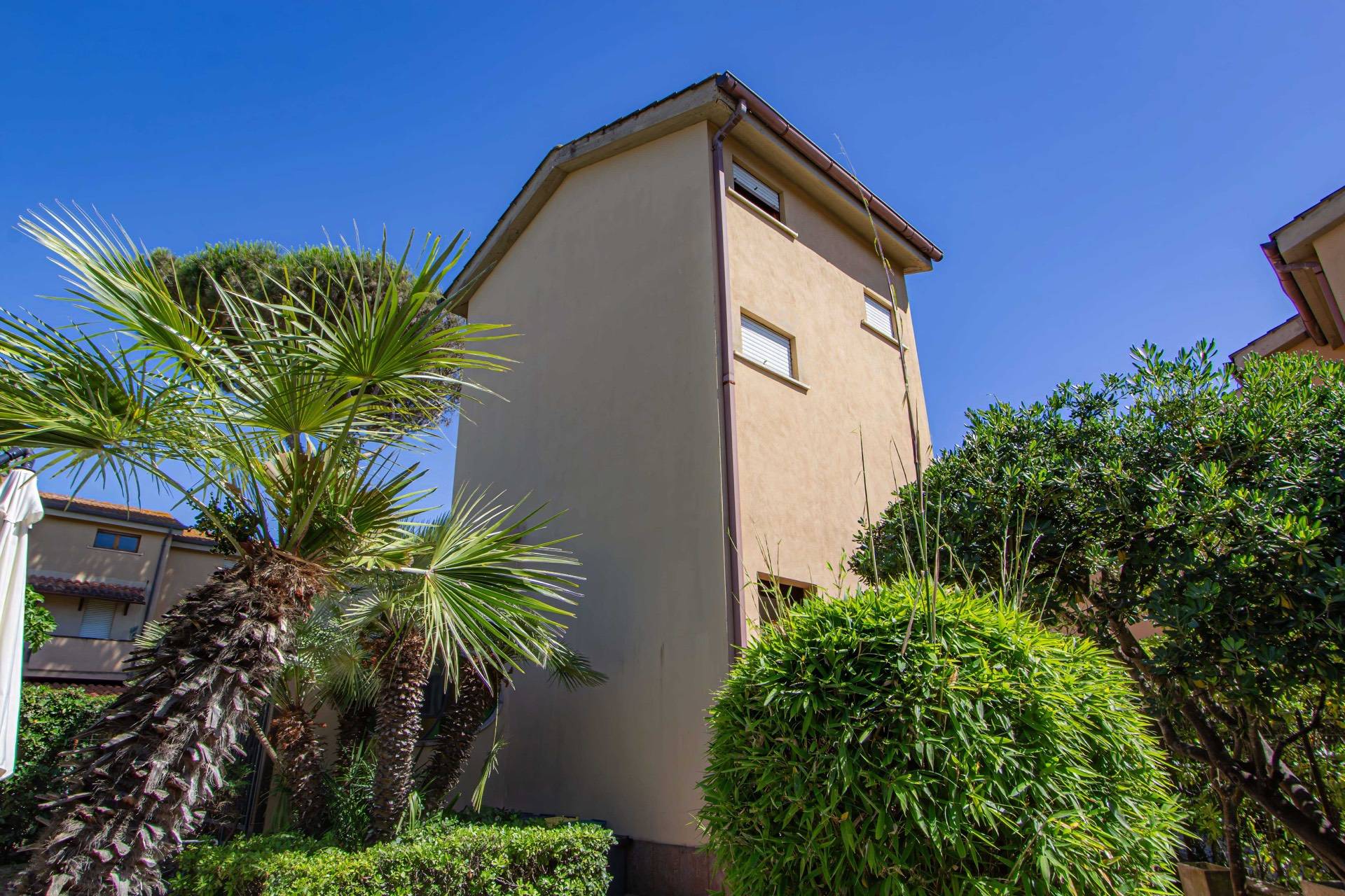 Villa in affitto a Fiumicino, Fregene