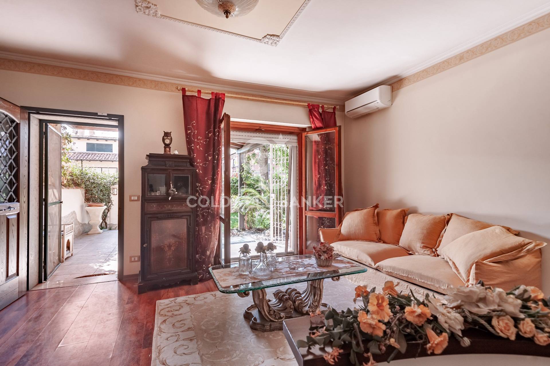Villa trifamiliare in affitto a Ciampino