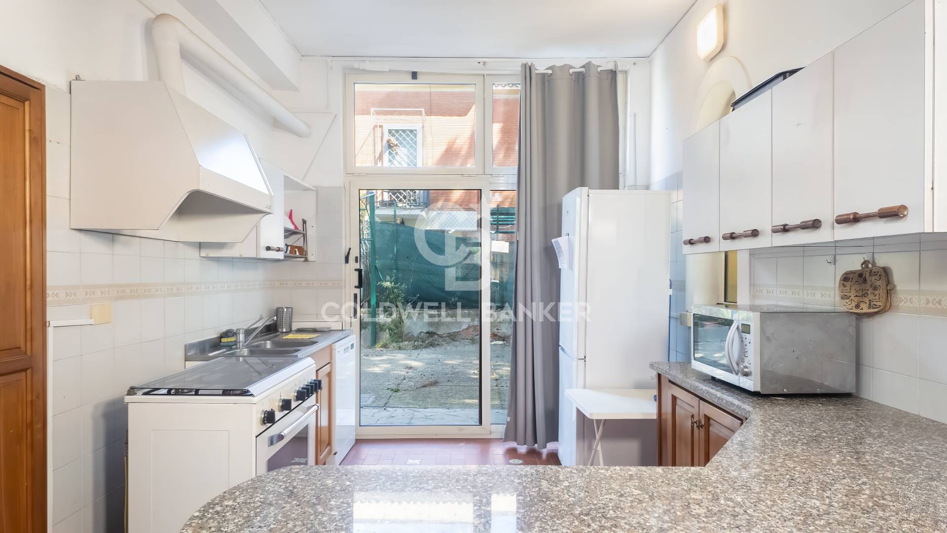 Villa bifamiliare in vendita a Santa Marinella