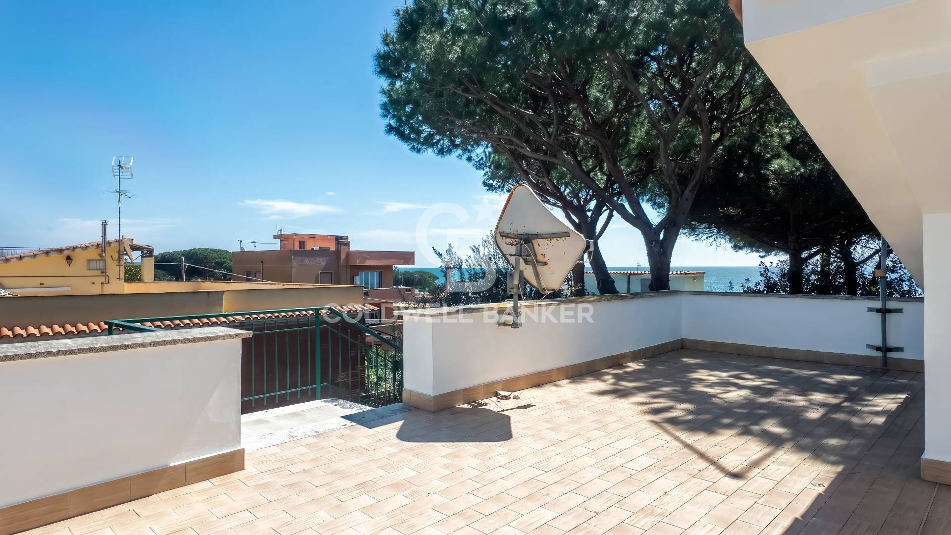 Villa bifamiliare in vendita a Santa Marinella