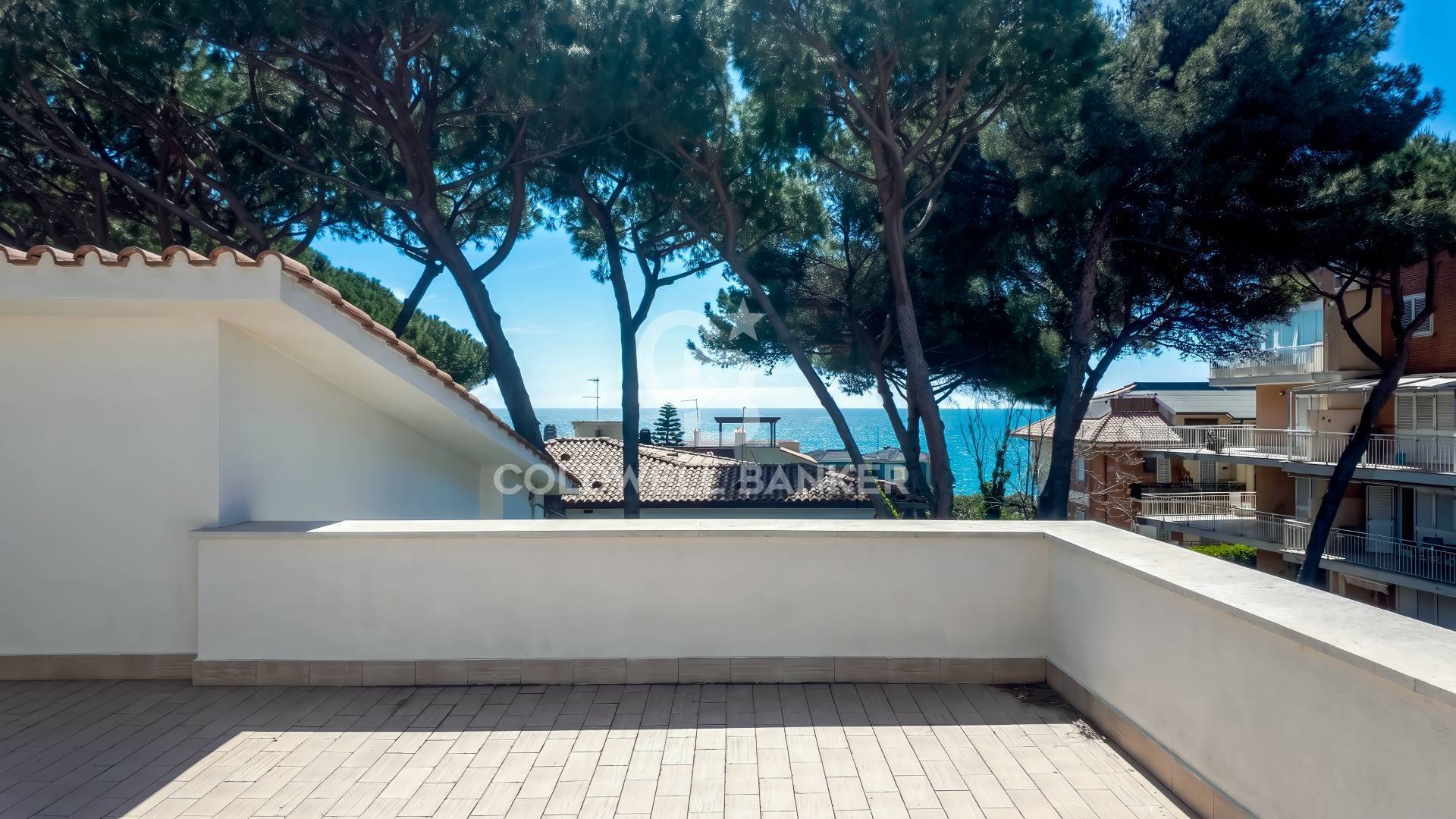 Villa bifamiliare in vendita a Santa Marinella