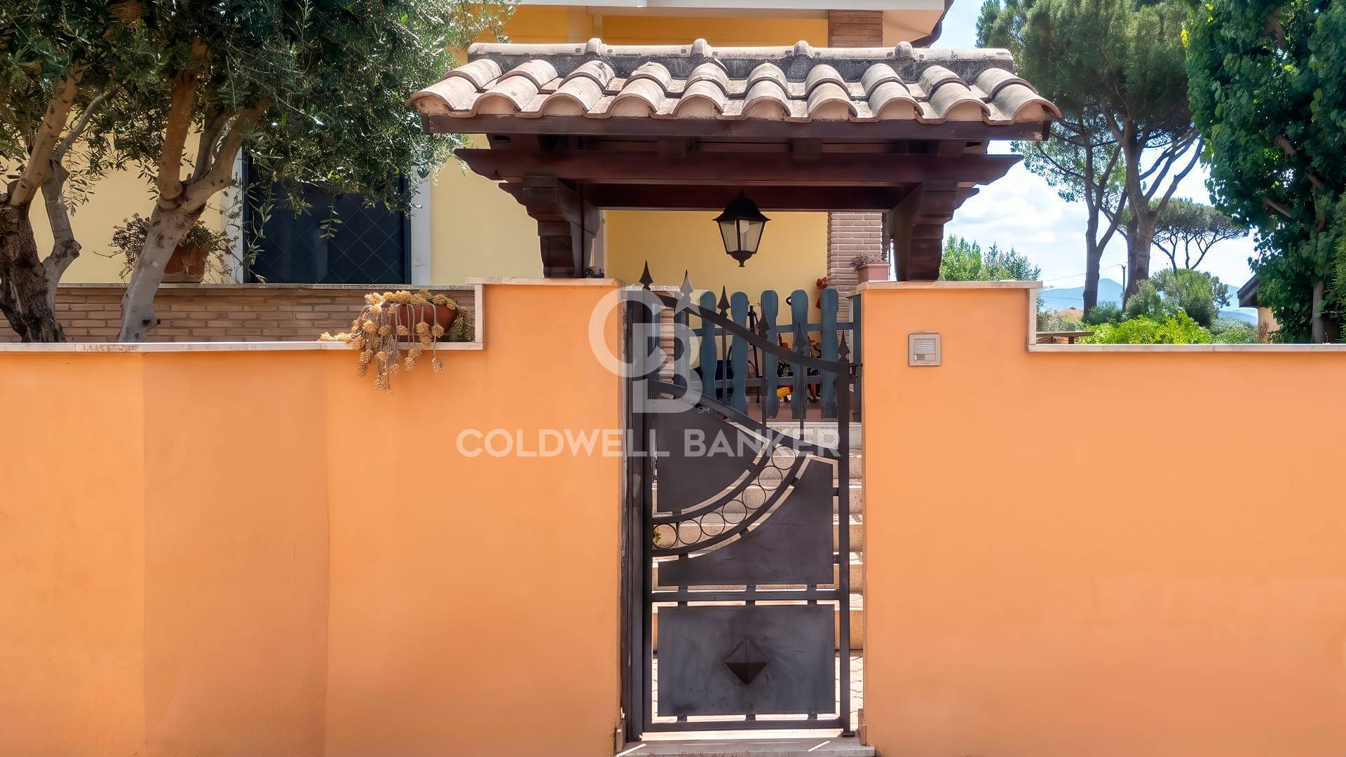 Villa quadrifamiliare in vendita a Roma, Infernetto