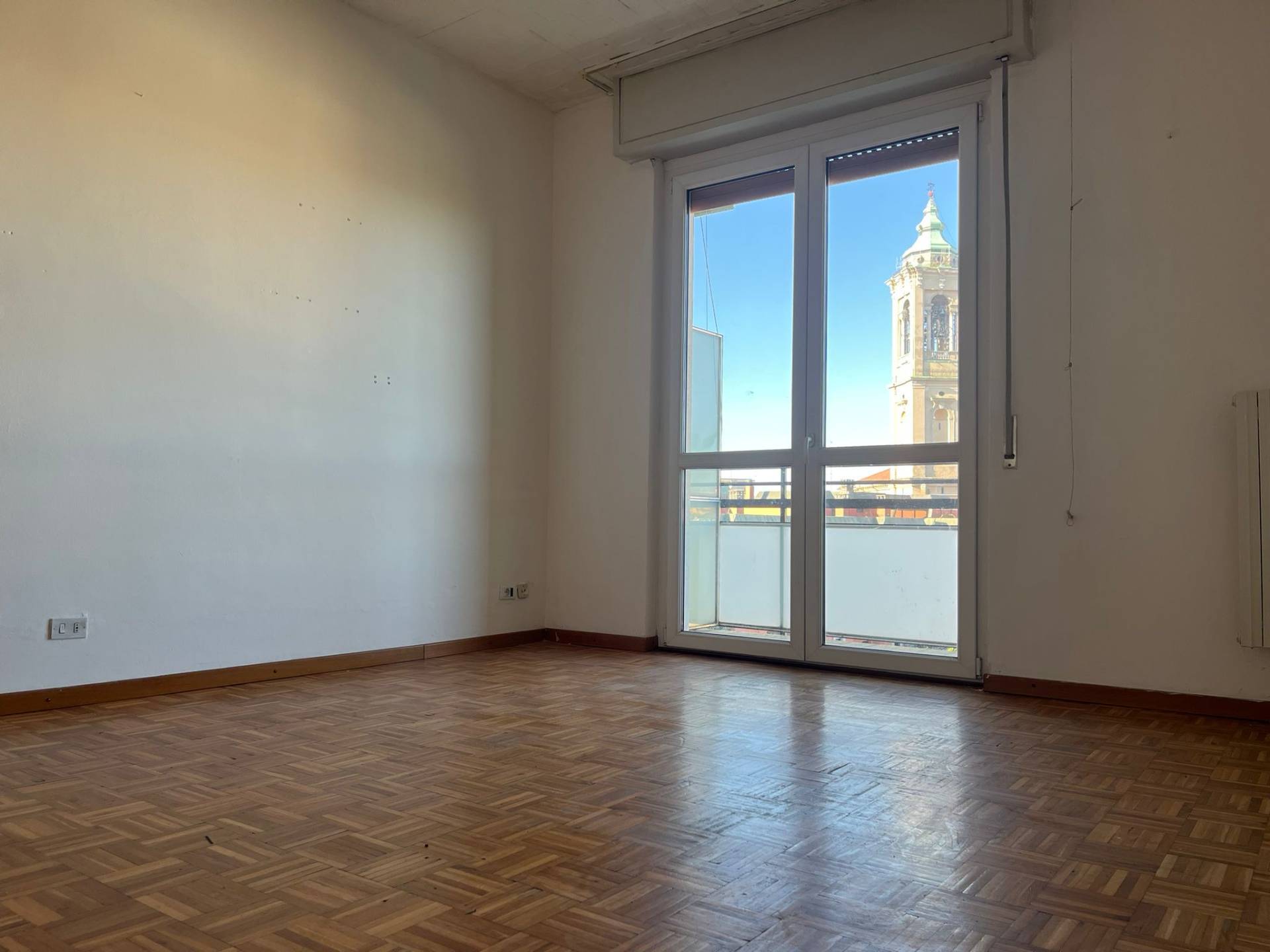 Appartamento in vendita a Rho, Zona Centro