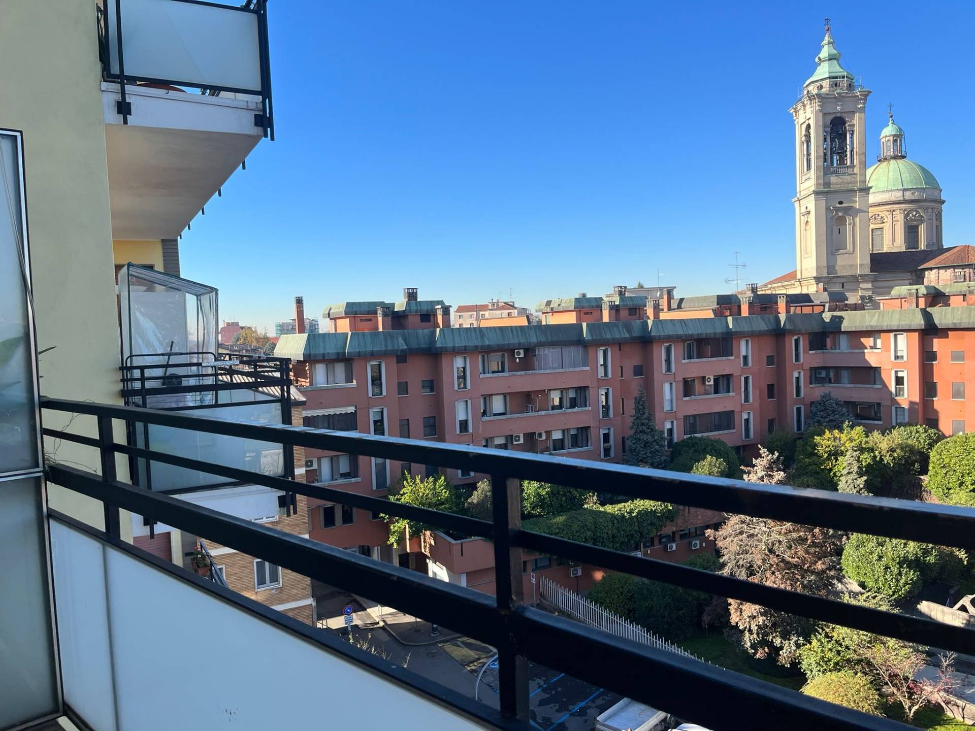 Appartamento in vendita a Rho, Zona Centro