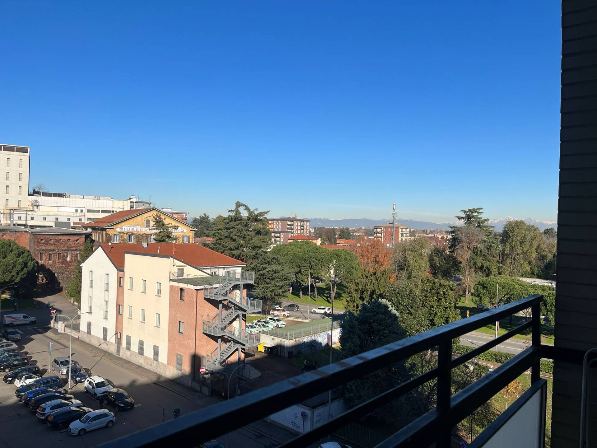 Appartamento in vendita a Rho, Zona Centro