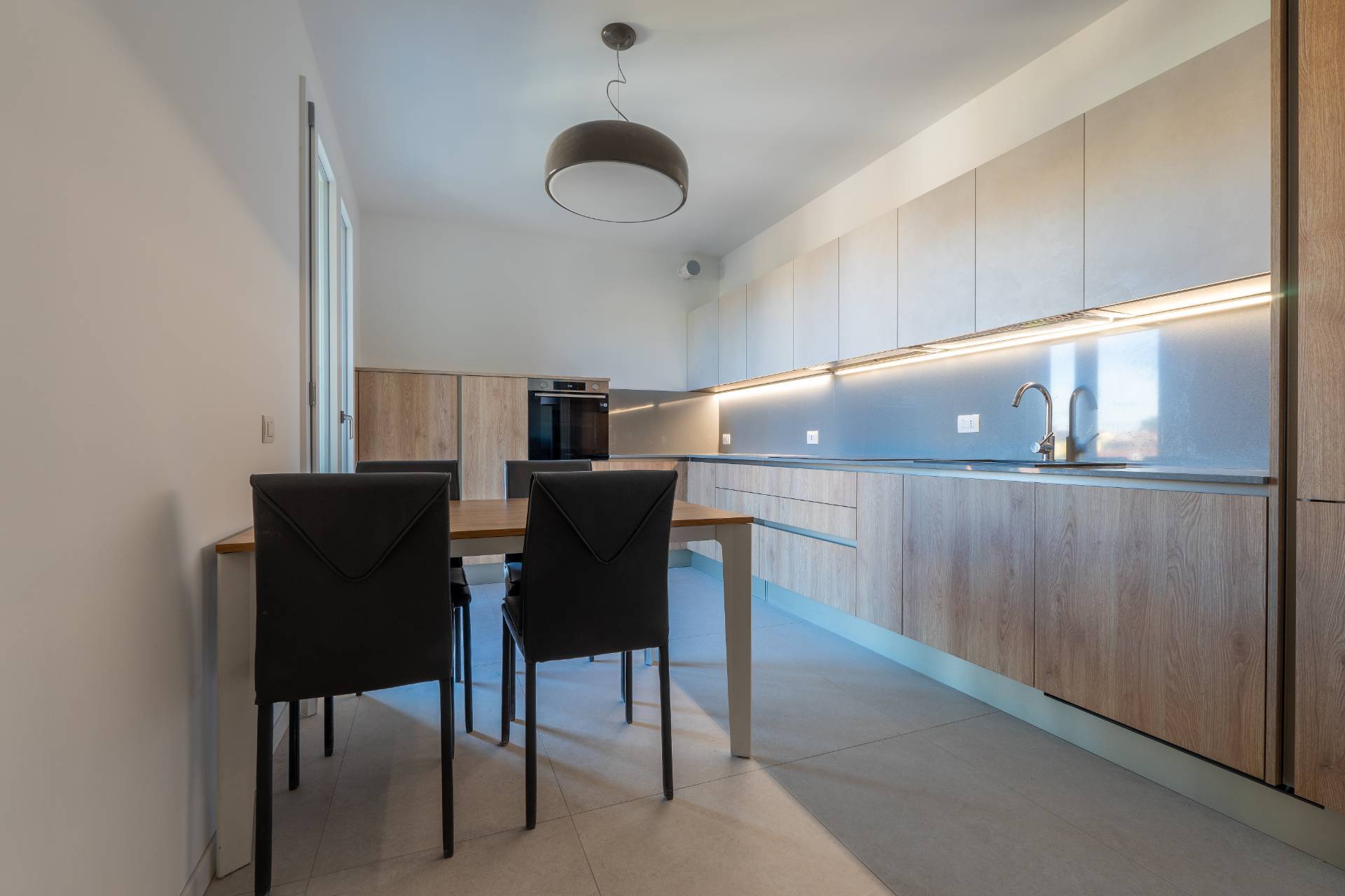 Appartamento in vendita a Legnano, Oltrestazione