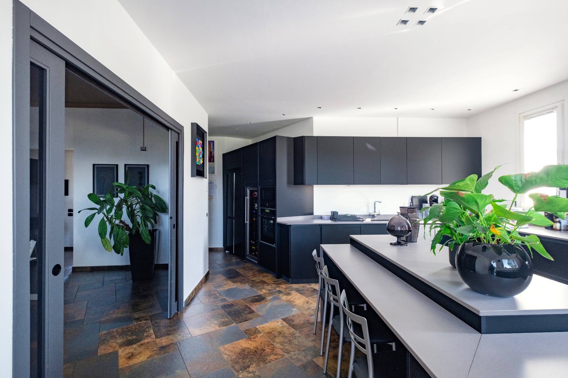 Villa in vendita a Capiago Intimiano