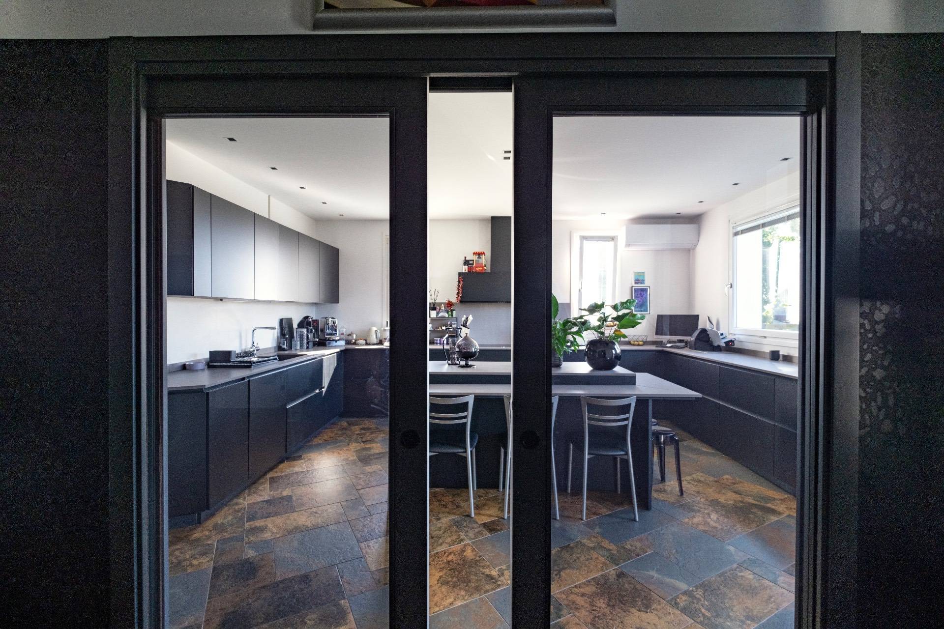 Villa in vendita a Capiago Intimiano