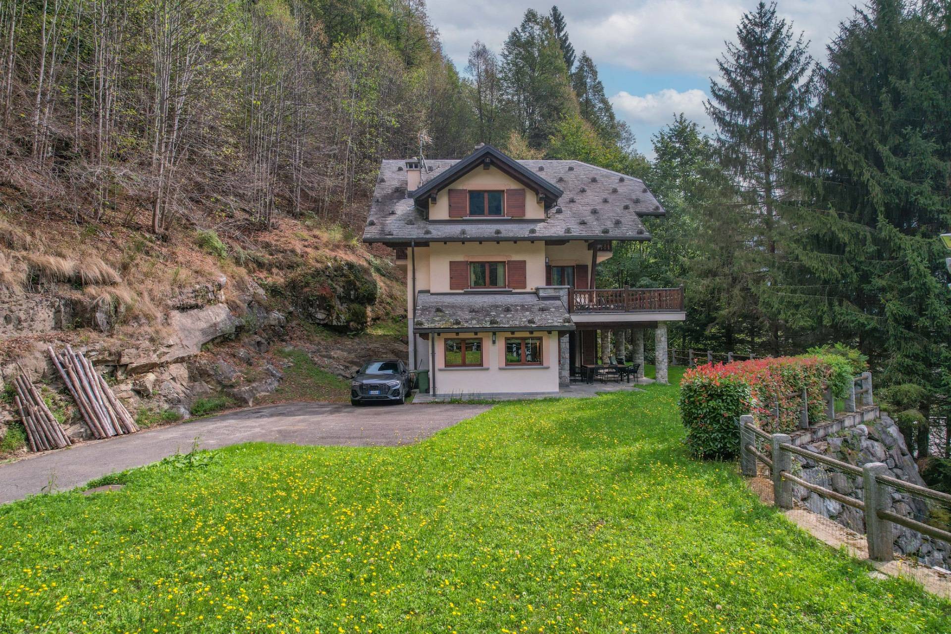 Villa in vendita a Piode