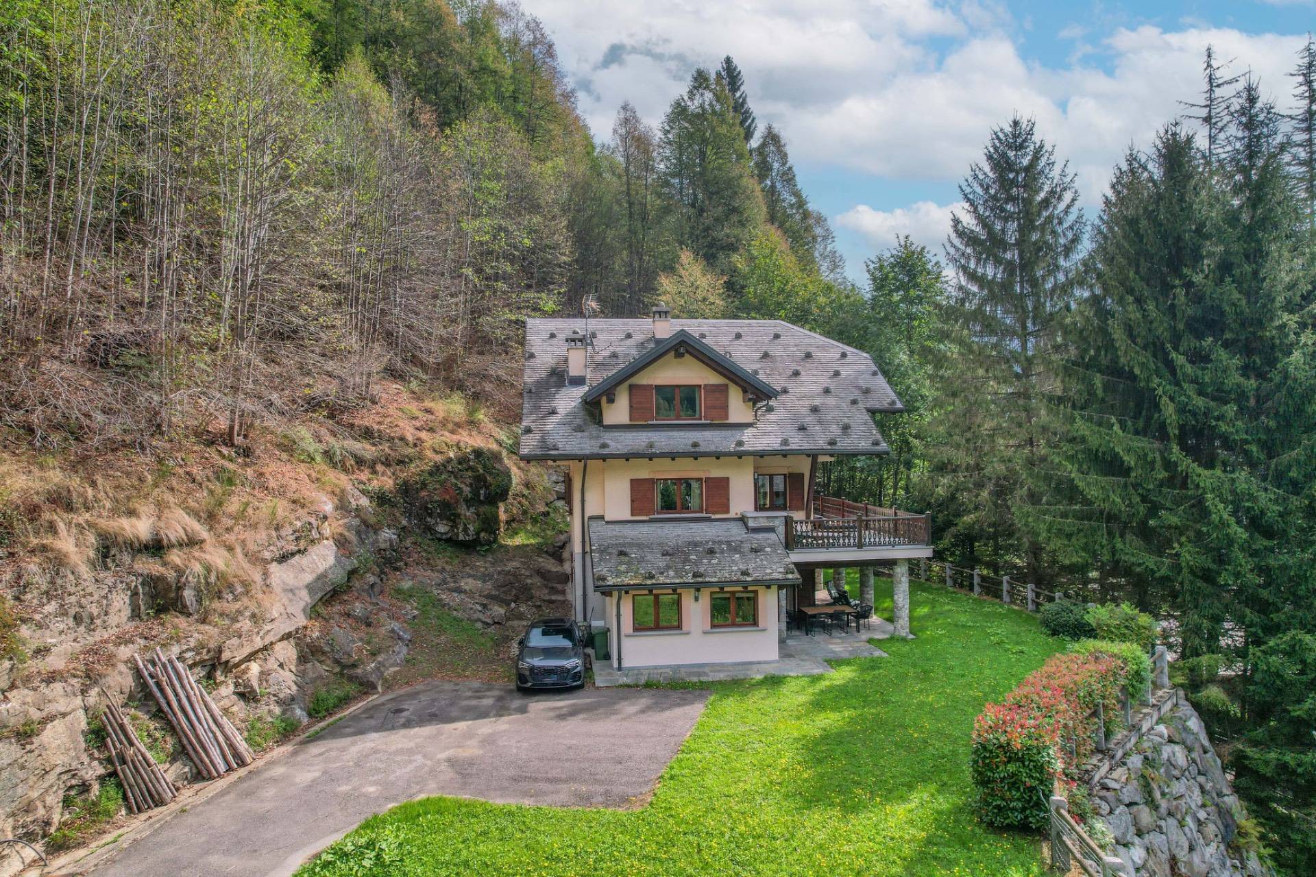 Villa in vendita a Piode