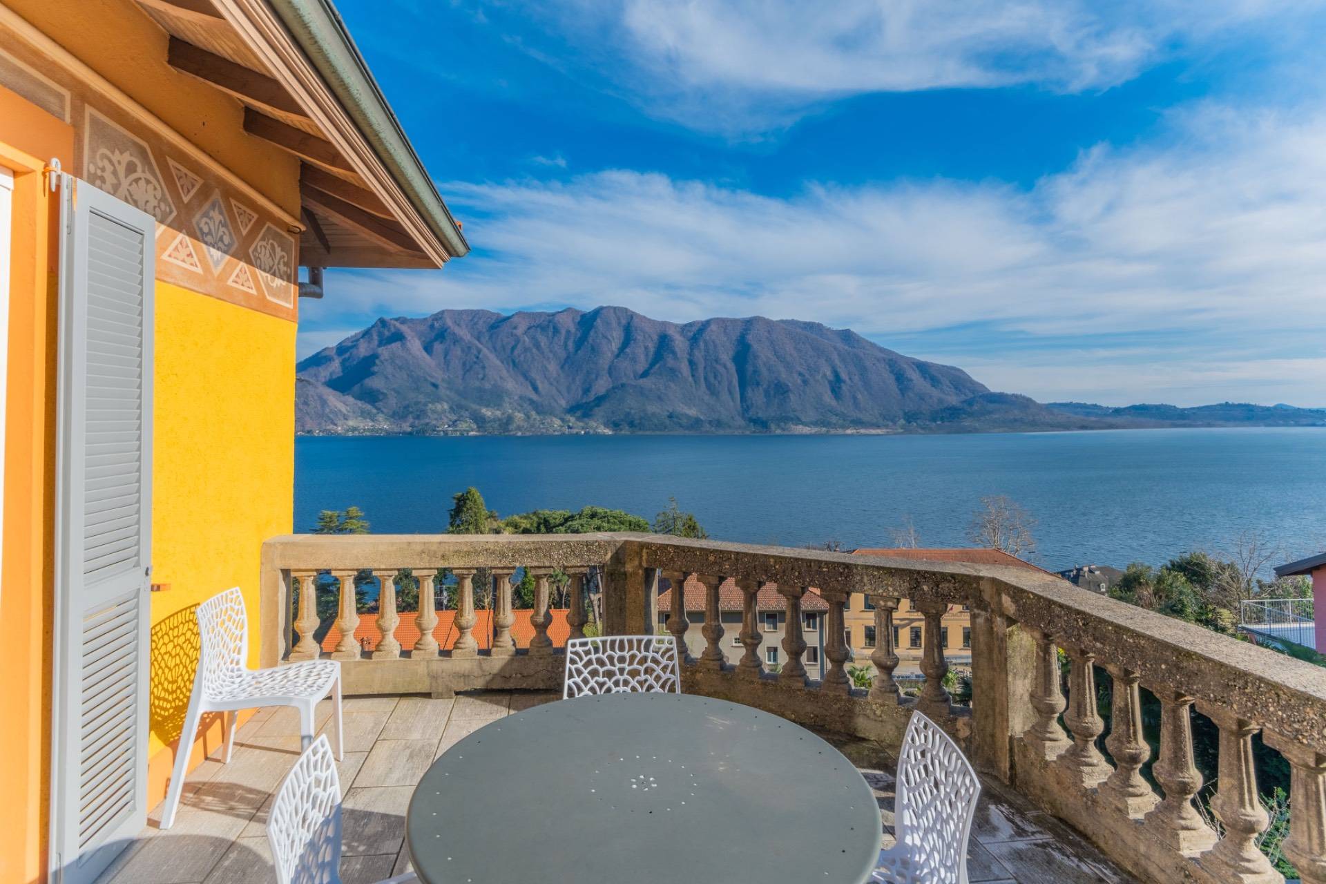 Villa in vendita a Ghiffa