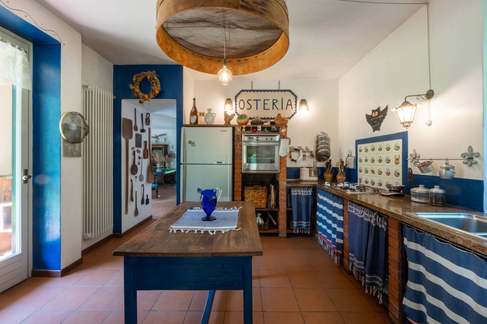 Villa in vendita a Cadrezzate con Osmate