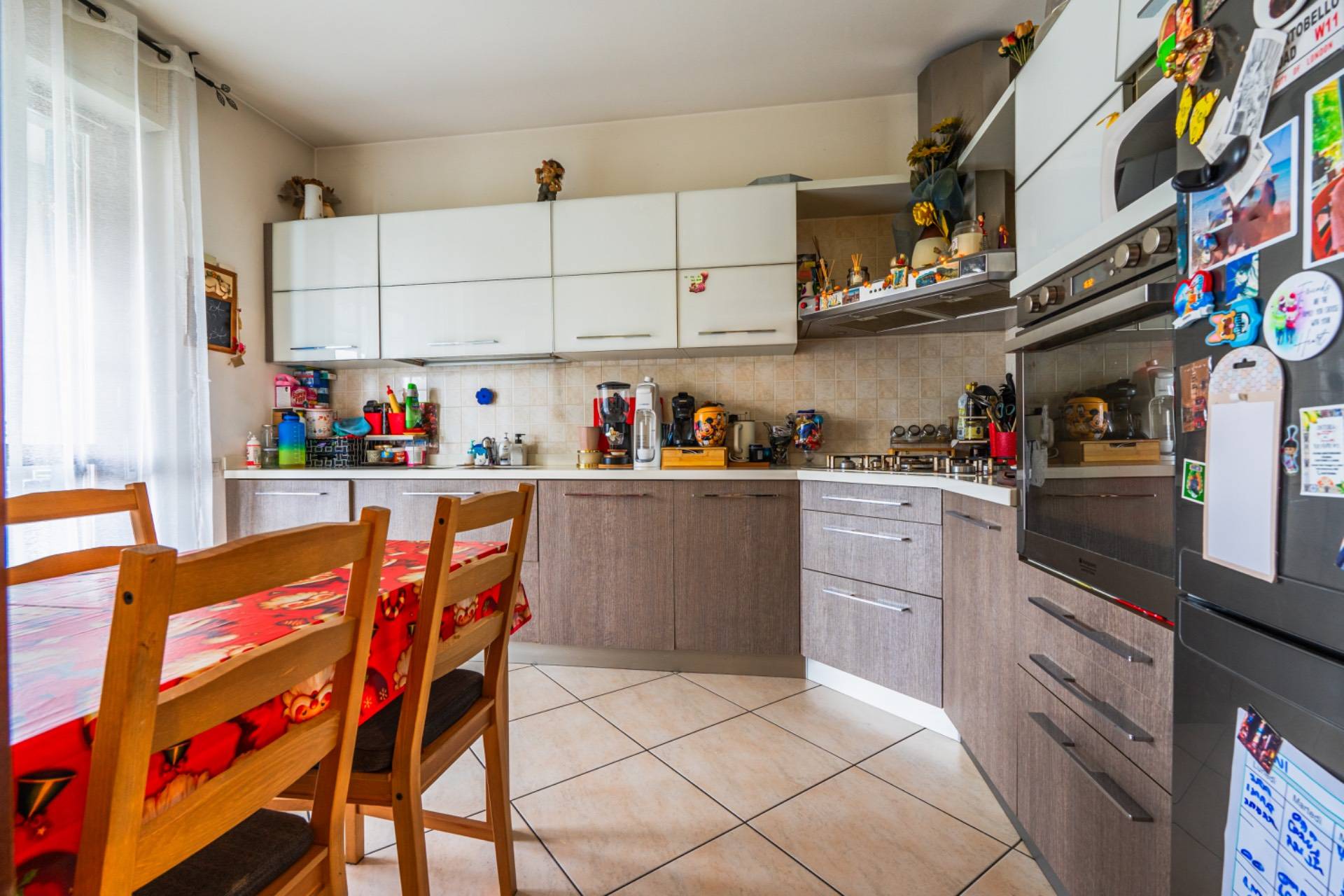 3 locali in vendita a Settimo Milanese, Seguro