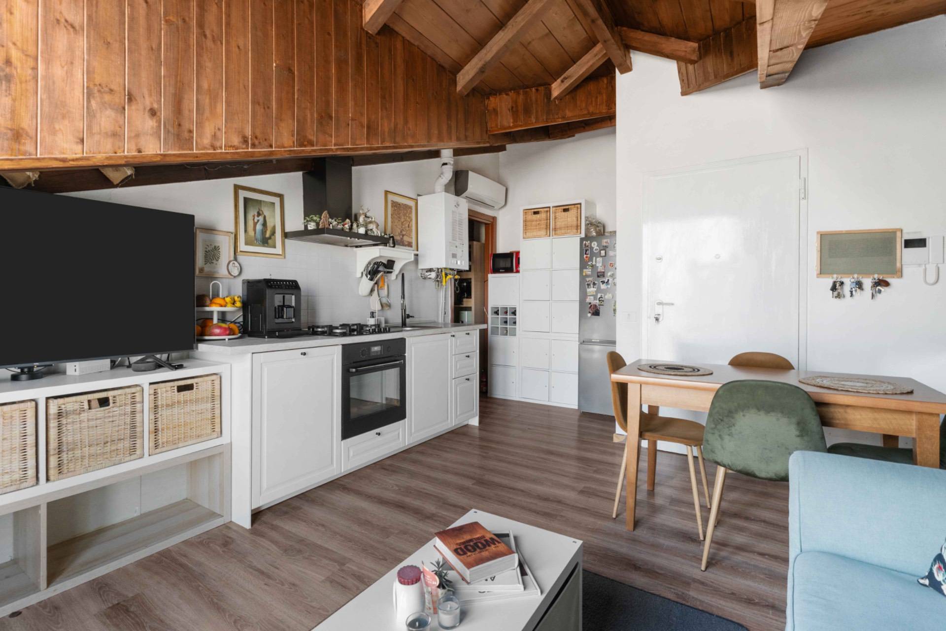 2 locali in vendita a Settimo Milanese, Seguro