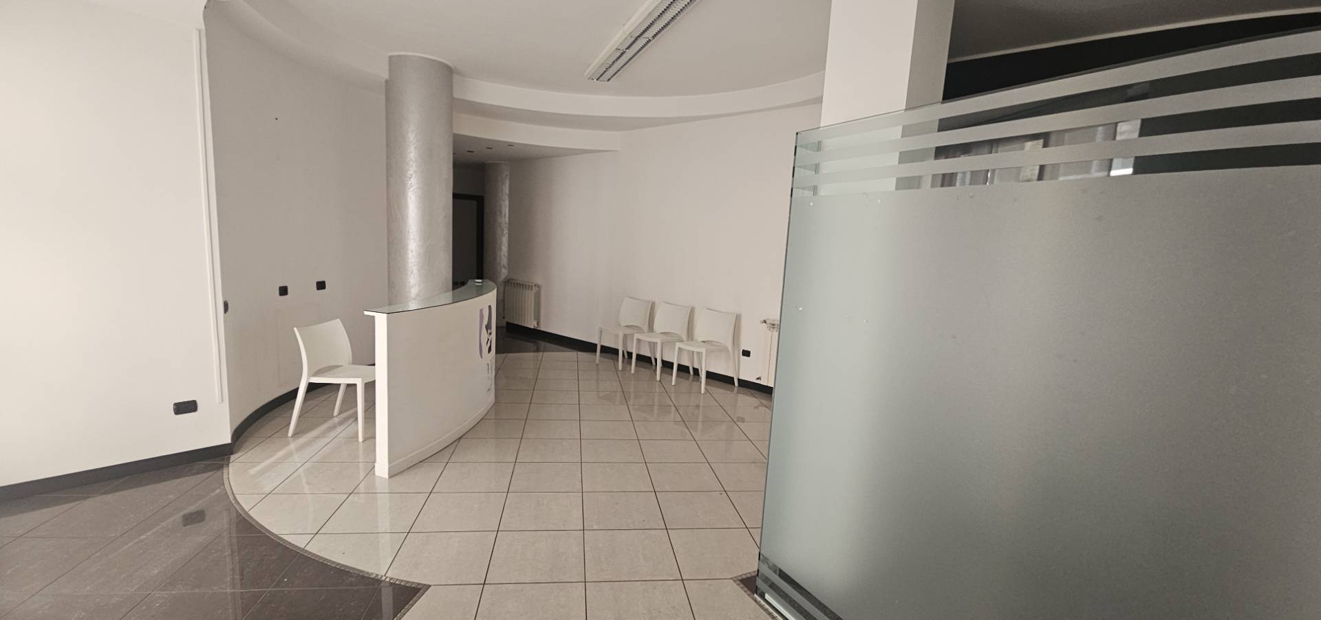 Ufficio in affitto a Legnano, Centro