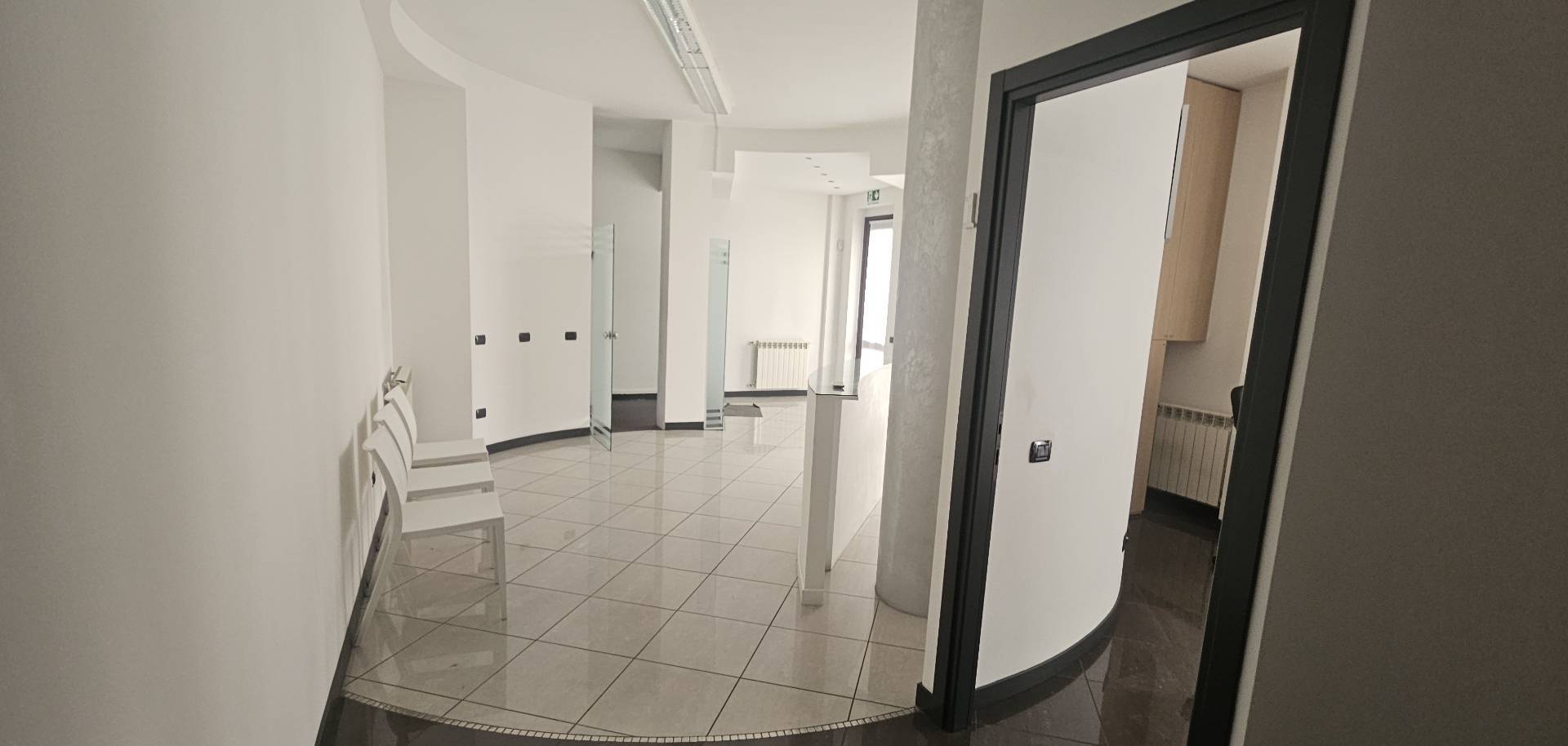 Ufficio in affitto a Legnano, Centro