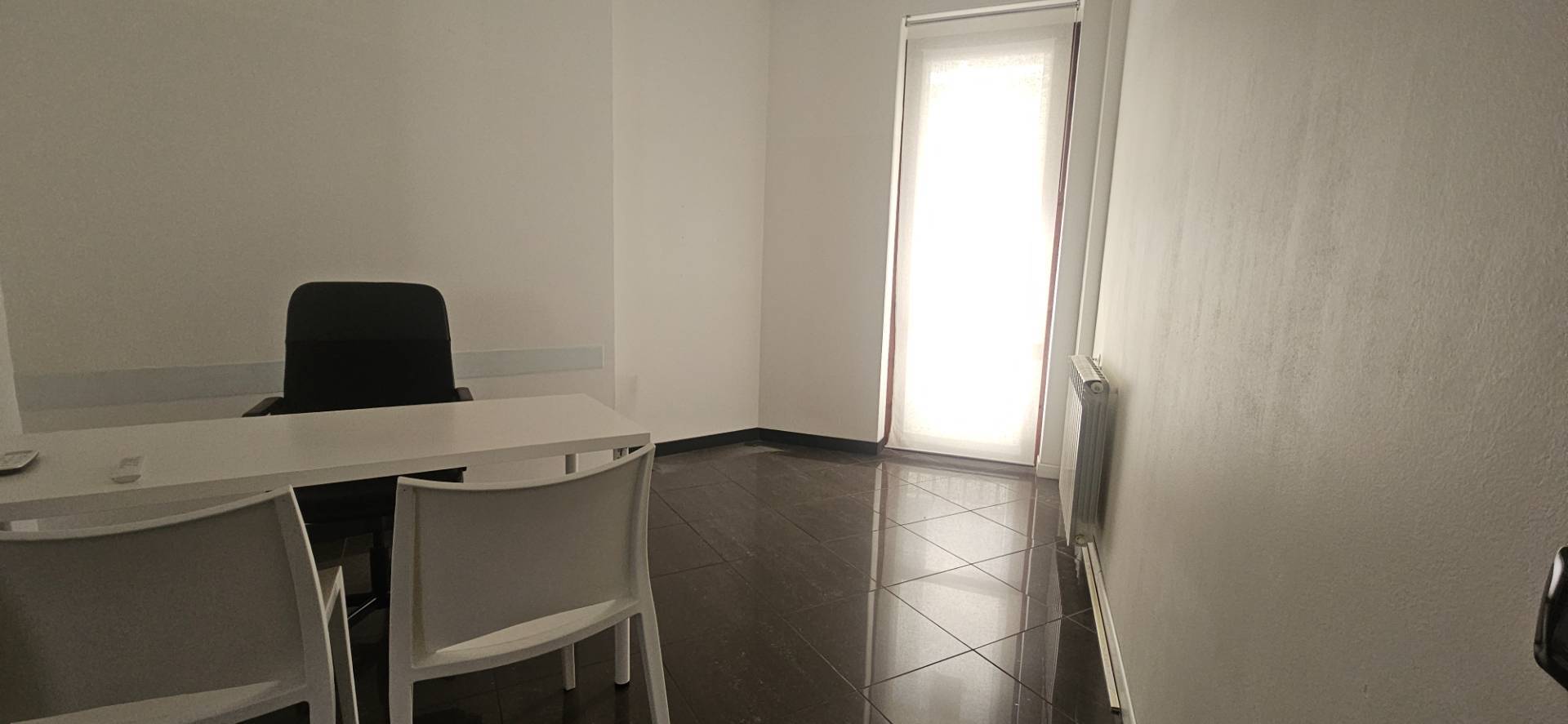 Ufficio in affitto a Legnano, Centro