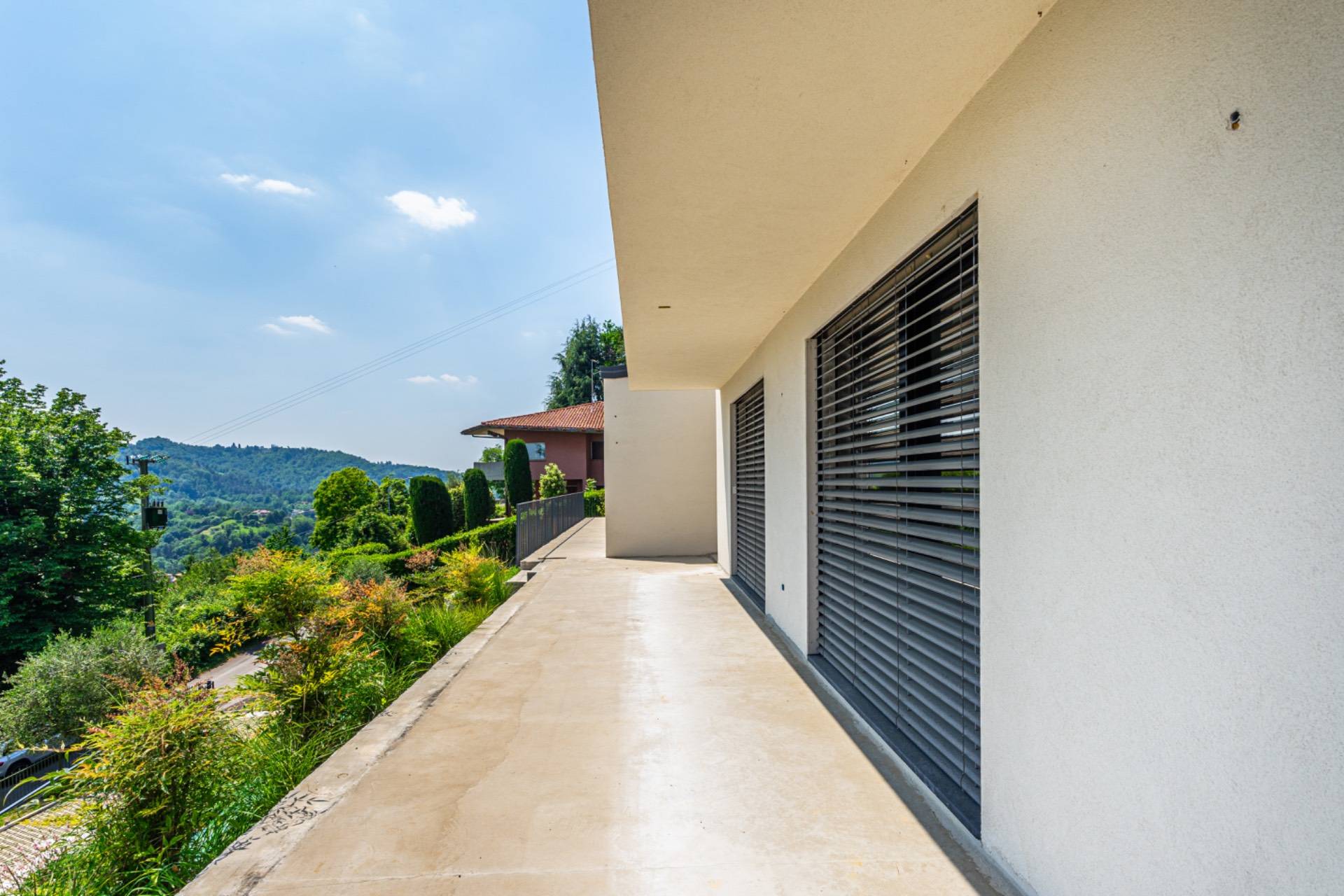 Villa bifamiliare in vendita a Ponteranica