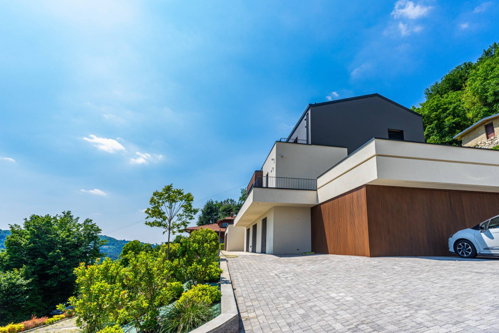 Villa bifamiliare in vendita a Ponteranica