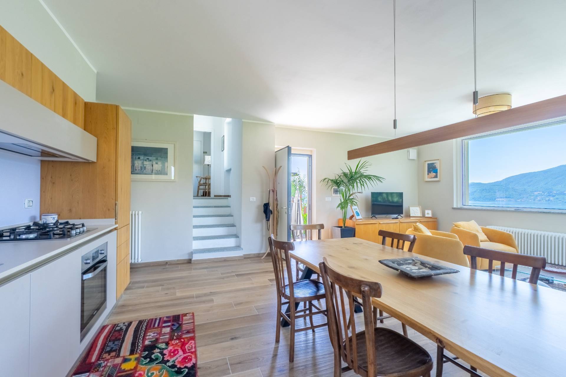 Casa indipendente in vendita a Pettenasco, Pratolungo
