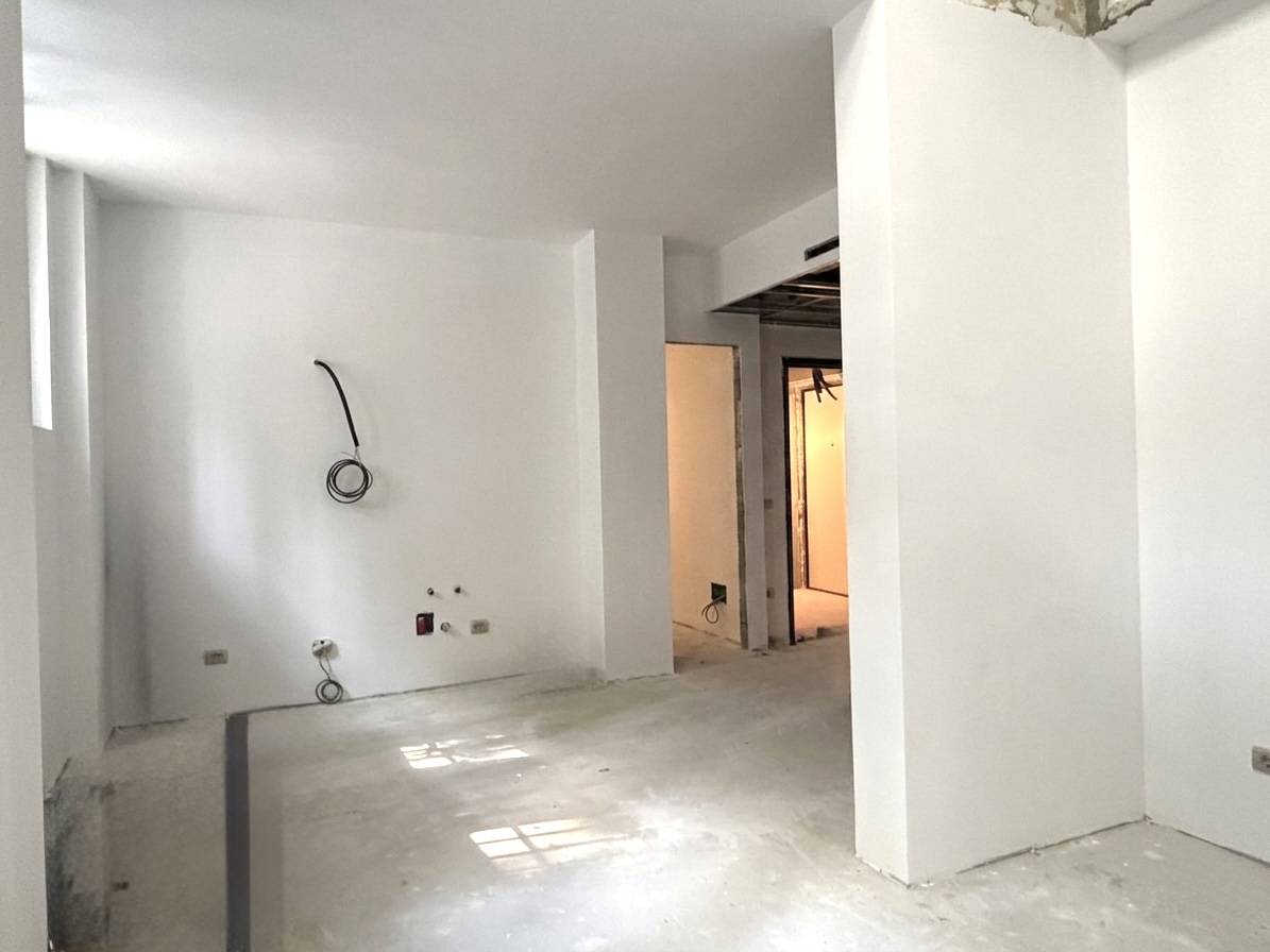 2 locali in vendita a Milano, Milano-De Angeli Vercelli Washington