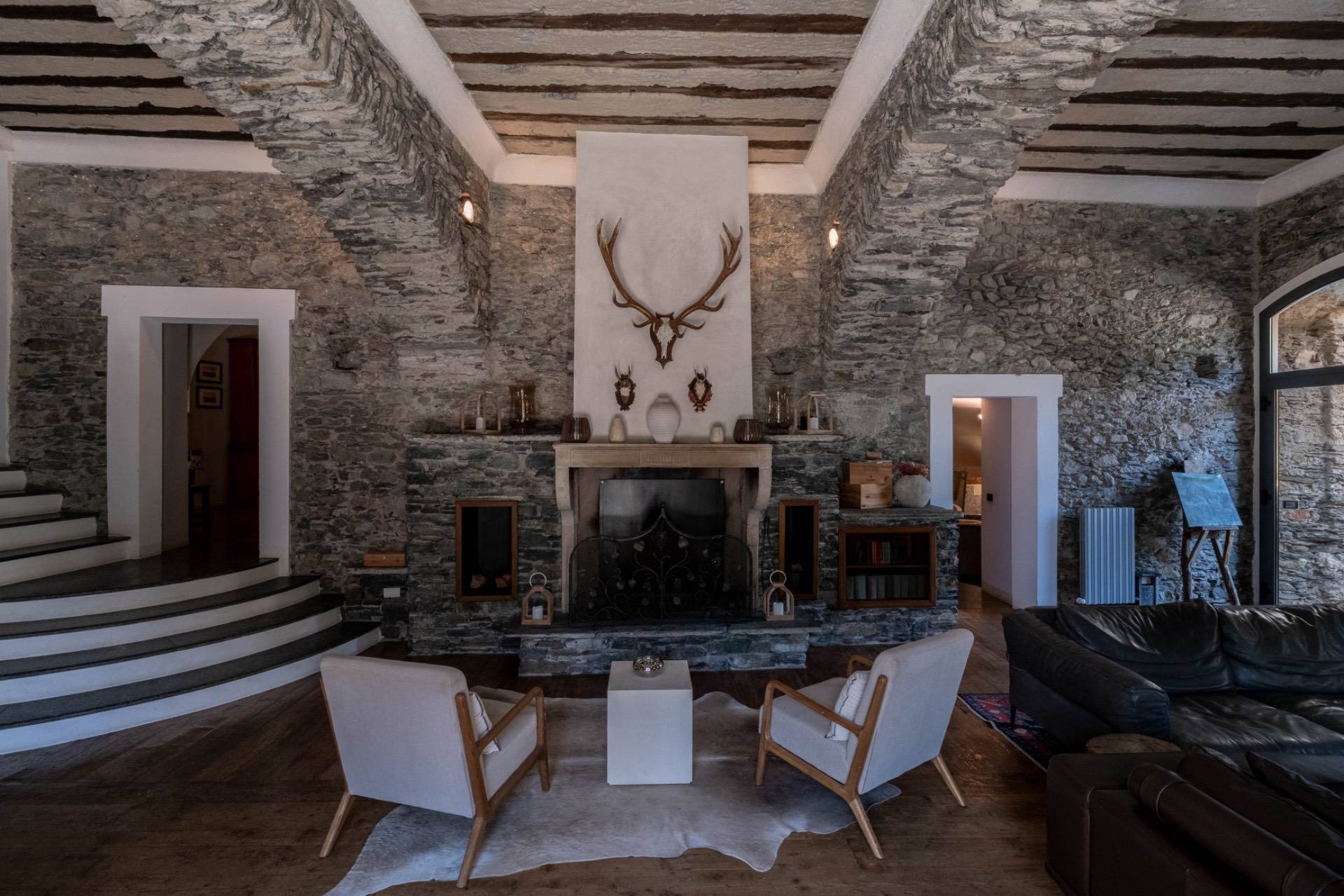 Villa in vendita a Teglio, Tresenda