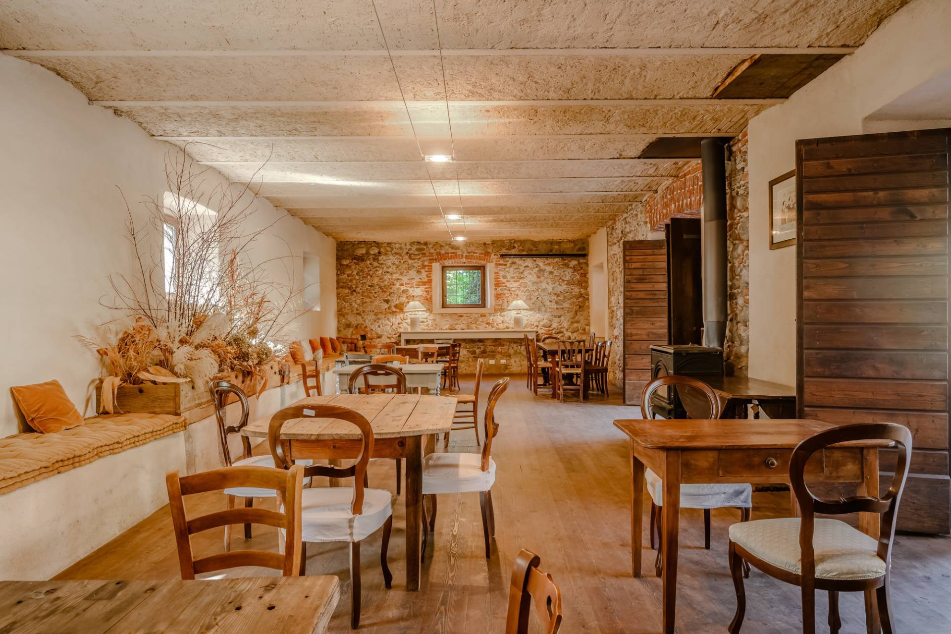 Rustico/Casale/Corte in vendita a Prato Sesia