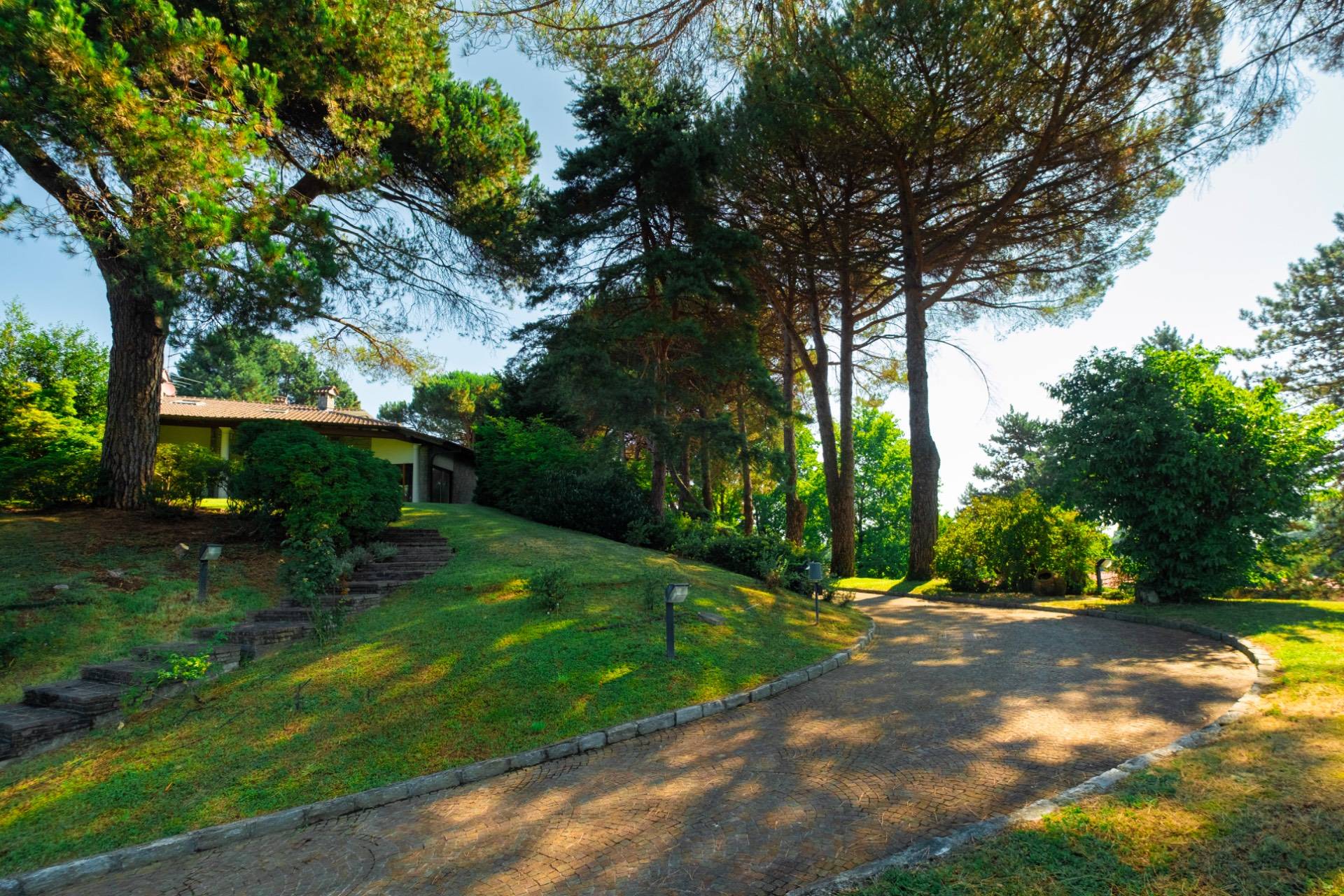 Villa in vendita a Solbiate con Cagno