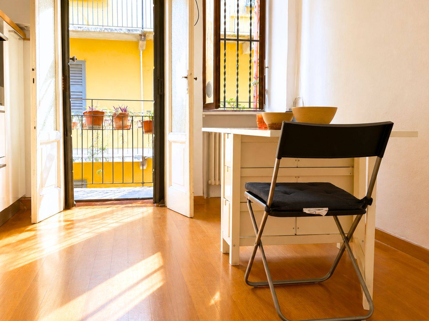 2 locali in affitto a Milano, Milano-Zona Brera Via Garibaldi