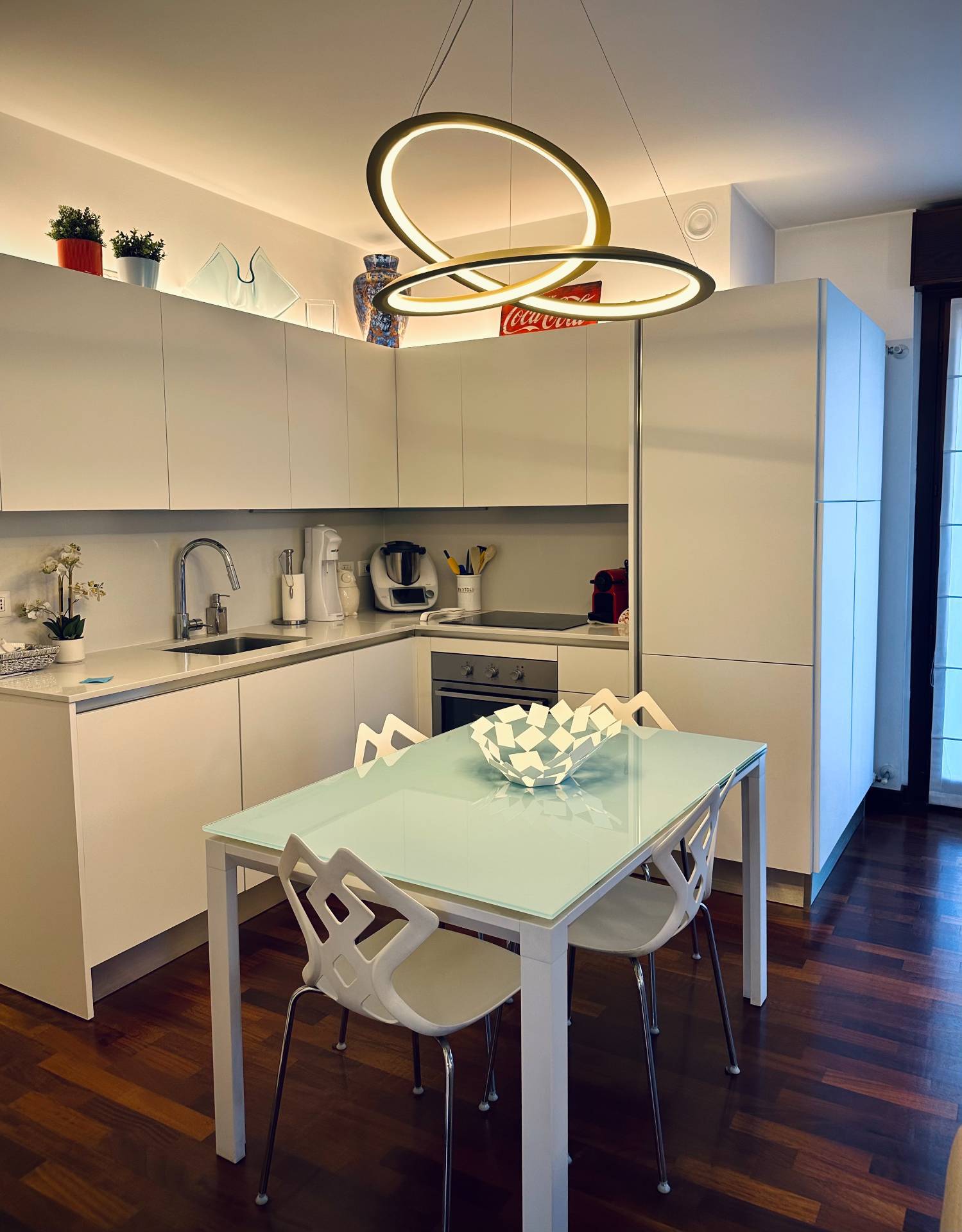 3 locali in vendita a Milano, Certosa