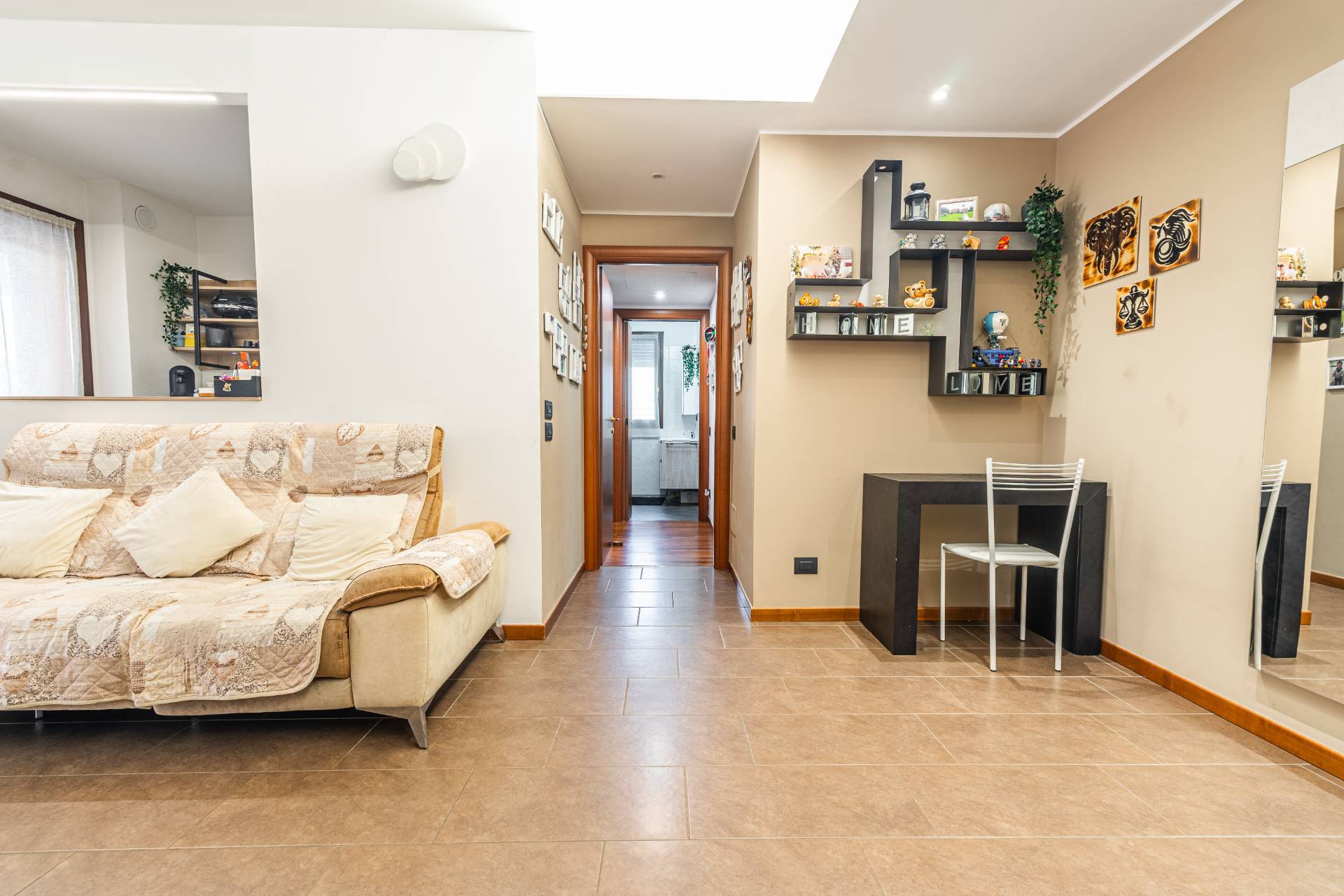 3 locali in vendita a Milano, Vigentino
