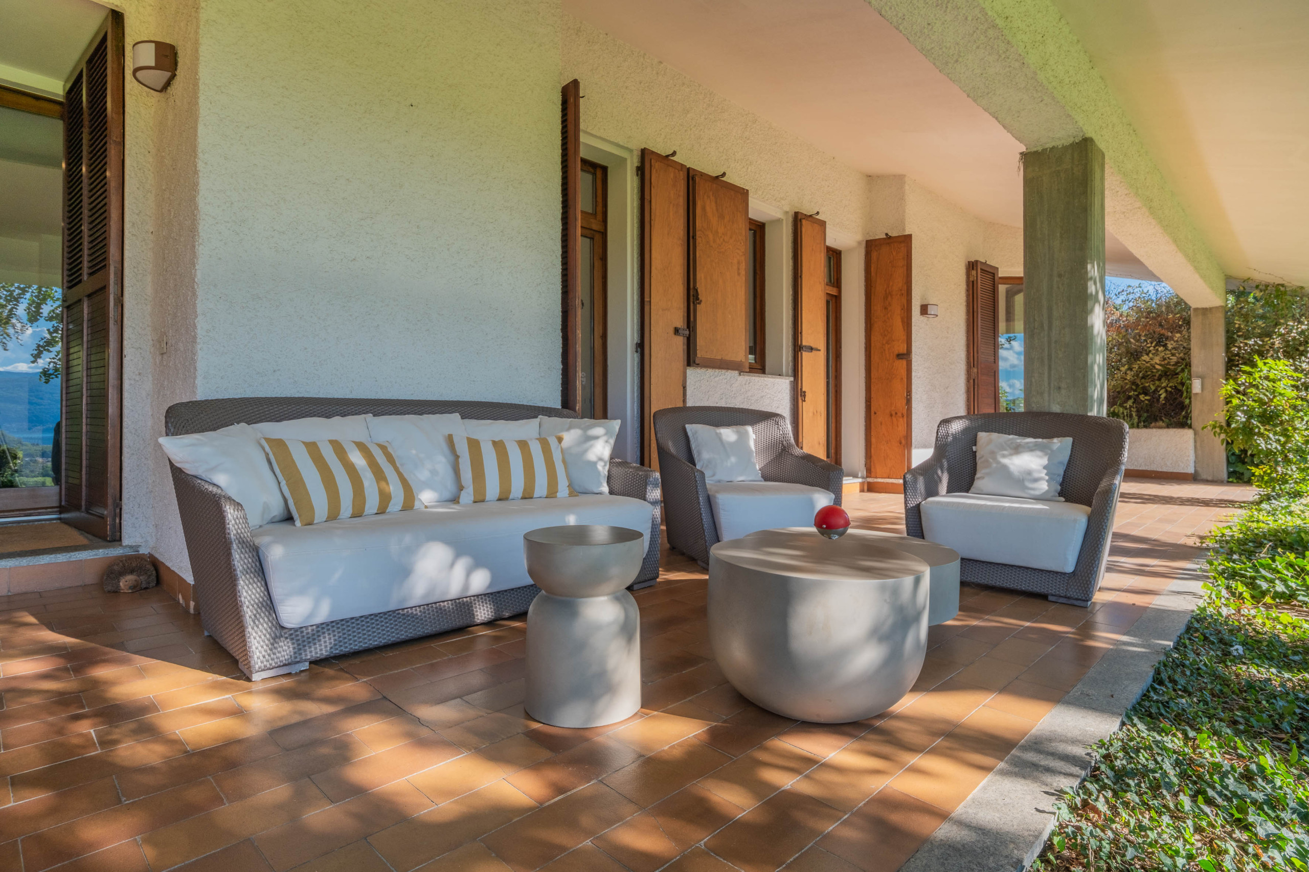 Villa in vendita a Besozzo, Cardana