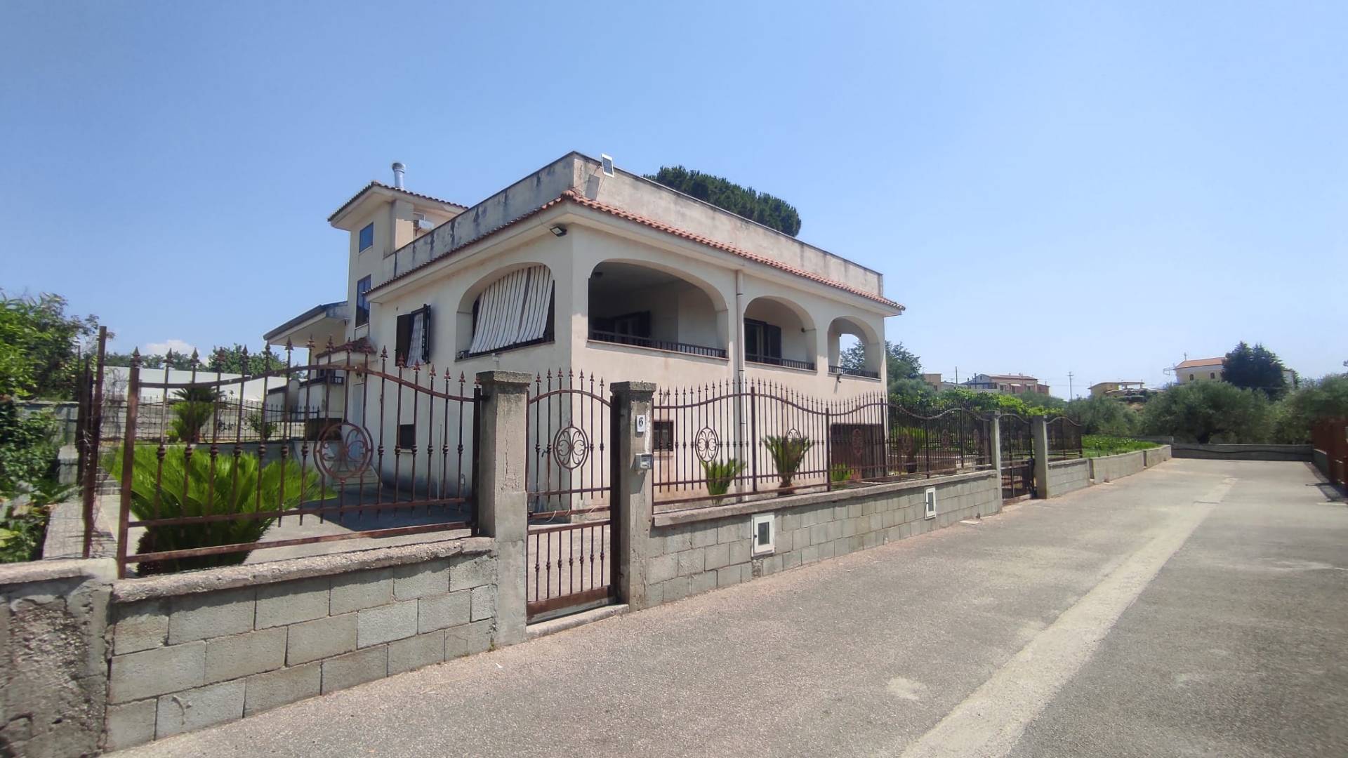 Villa in vendita a Maddaloni