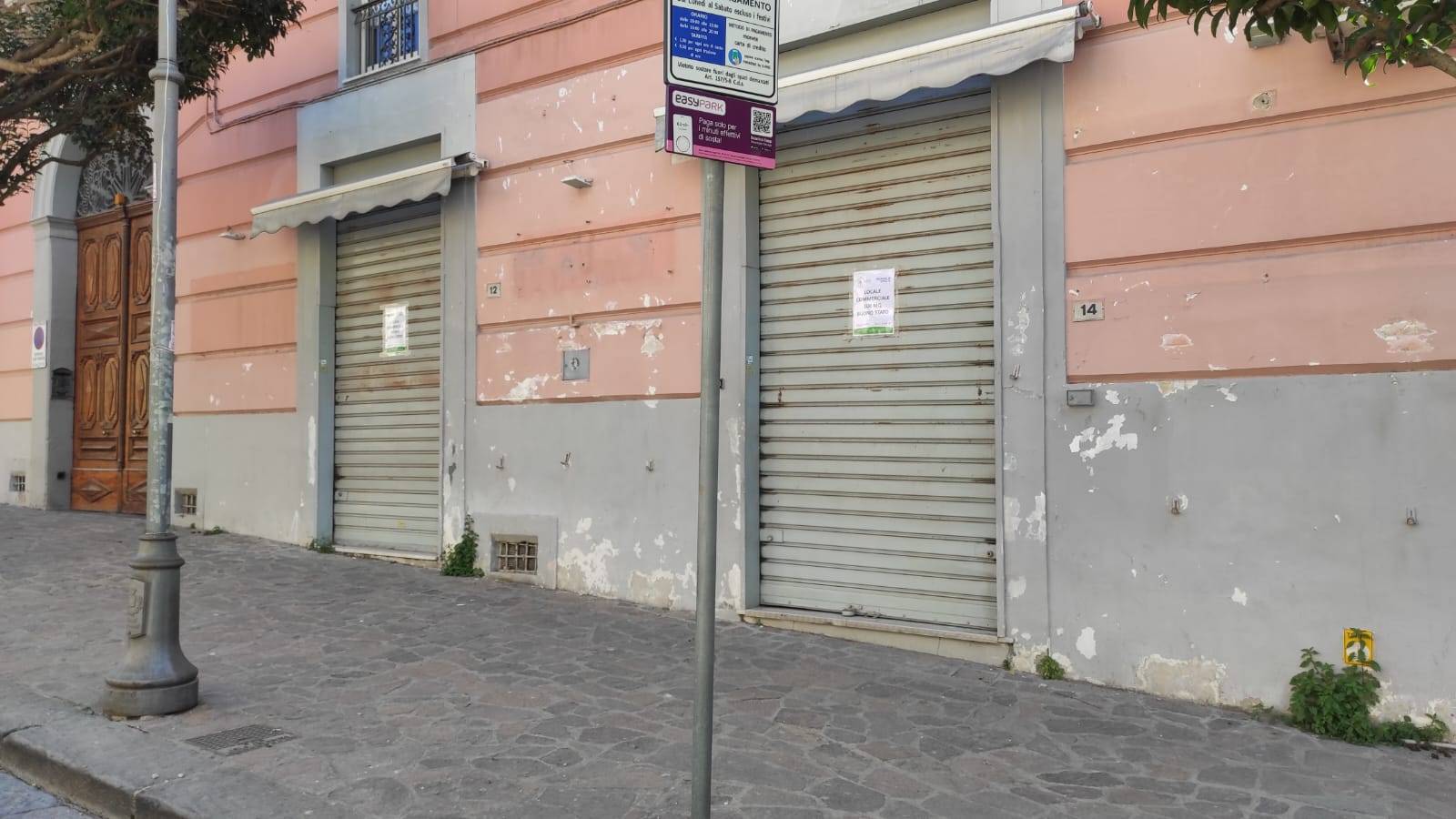 Locale commerciale in vendita a Maddaloni