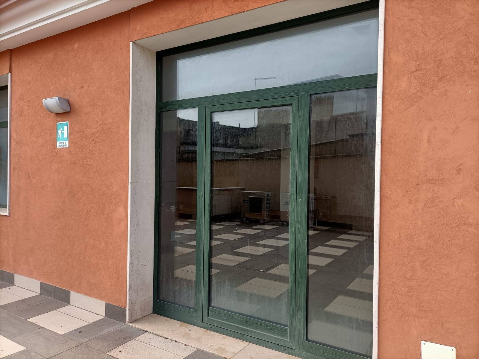 Ufficio in vendita a San Giorgio Ionico