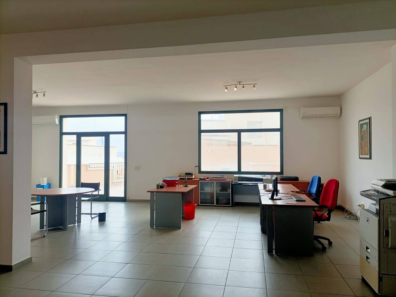 Ufficio in vendita a San Giorgio Ionico