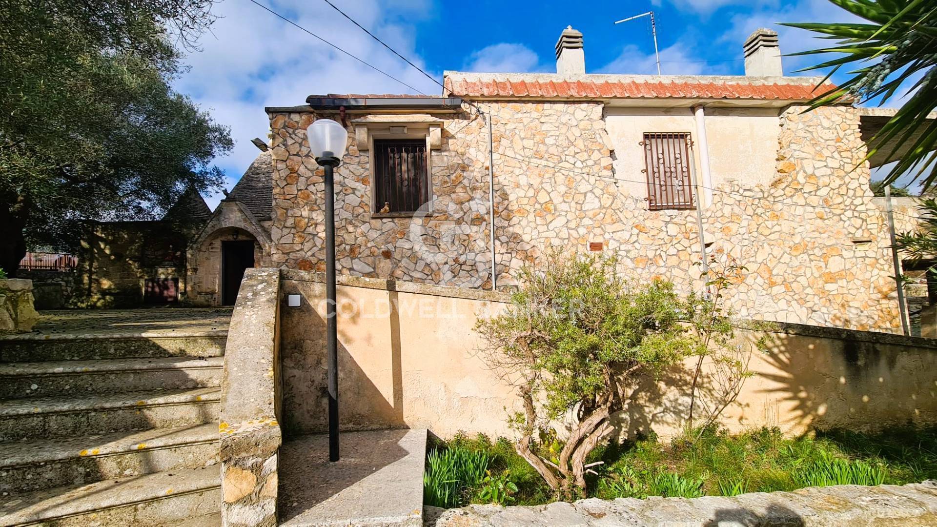 4 o pi locali in vendita a Martina Franca