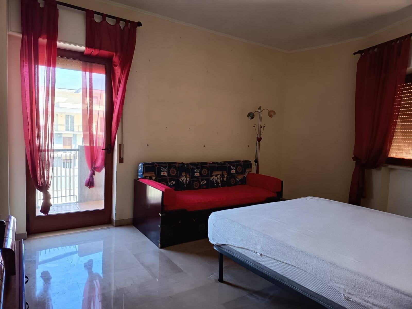 Appartamento in vendita a Taranto, Italia